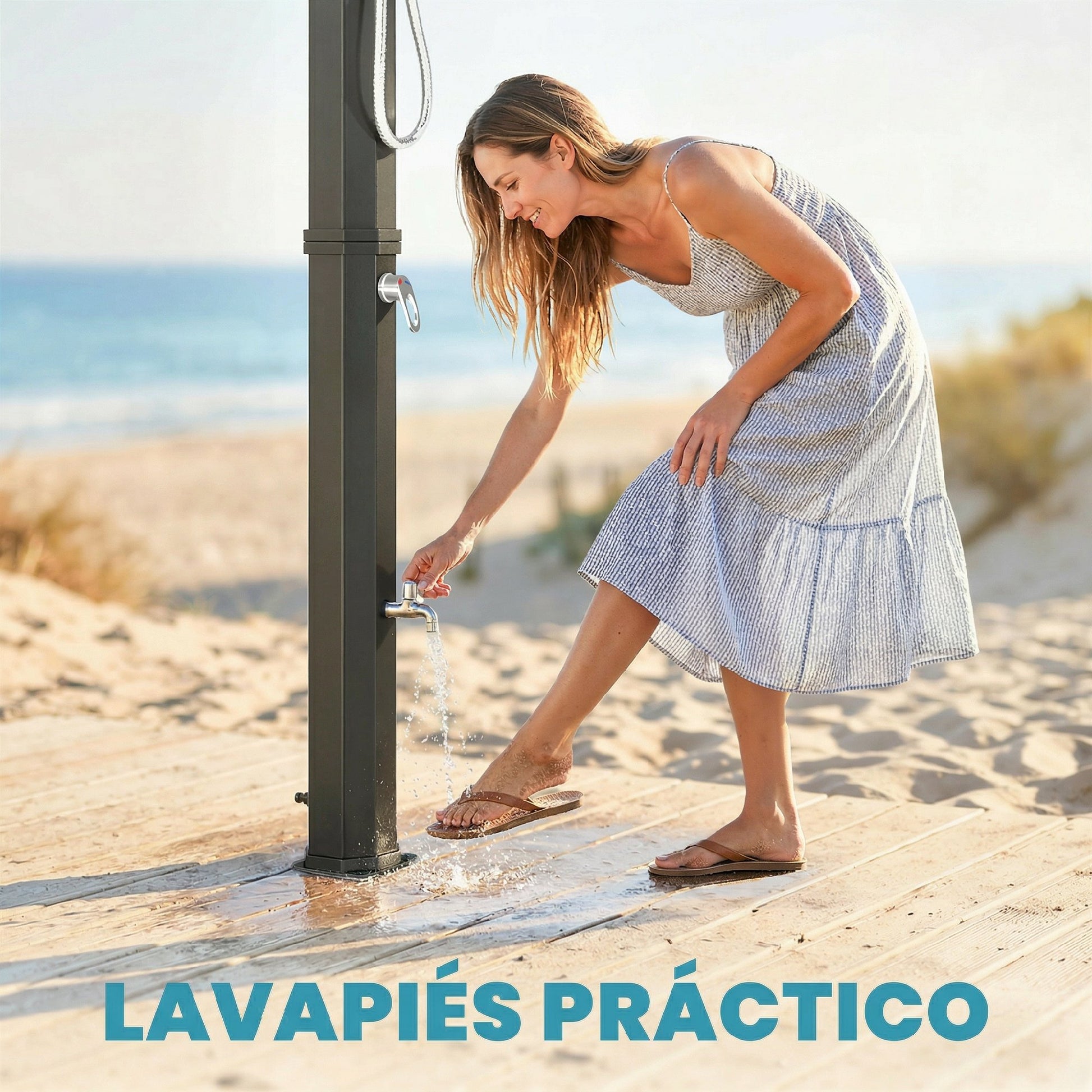Outsunny Ducha Solar de Jardín 60 L Ducha Solar Exterior con Cabezal Rociador de Mano Grifo de Pies Agua Fría y Caliente Máx. 60 °C Conexión Manguera para Piscina Camping Patio 21,8x18,2x227 cm Negro