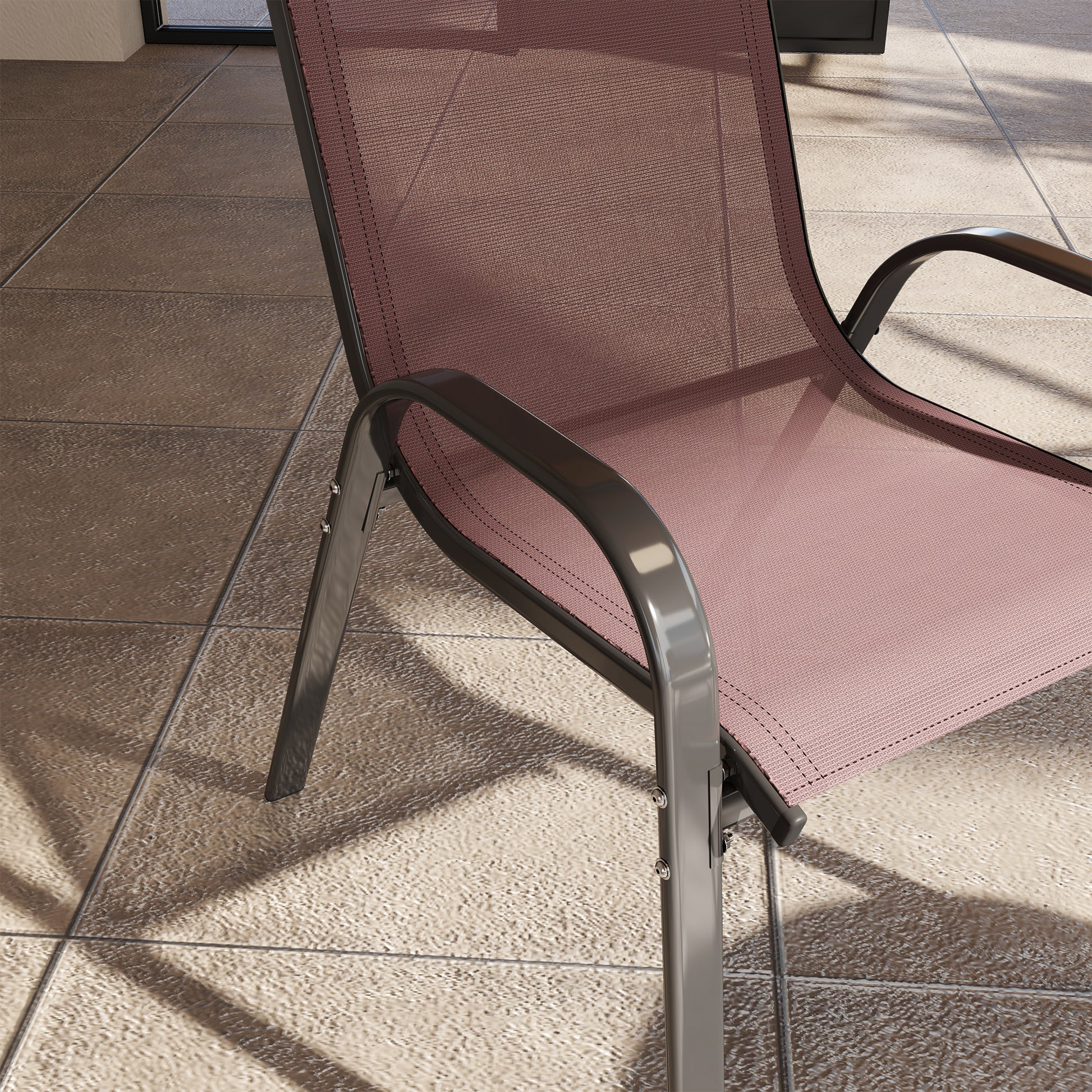 Outsunny Juego de 4 Sillas de Jardín Exterior, Sillas Terraza Exterior Apilables, Sillas de Jardín con Tela Transpirable, Marco de Acero, Reposabrazos y Respaldo, 54x71x93 cm, Marrón Oscuro y Negro