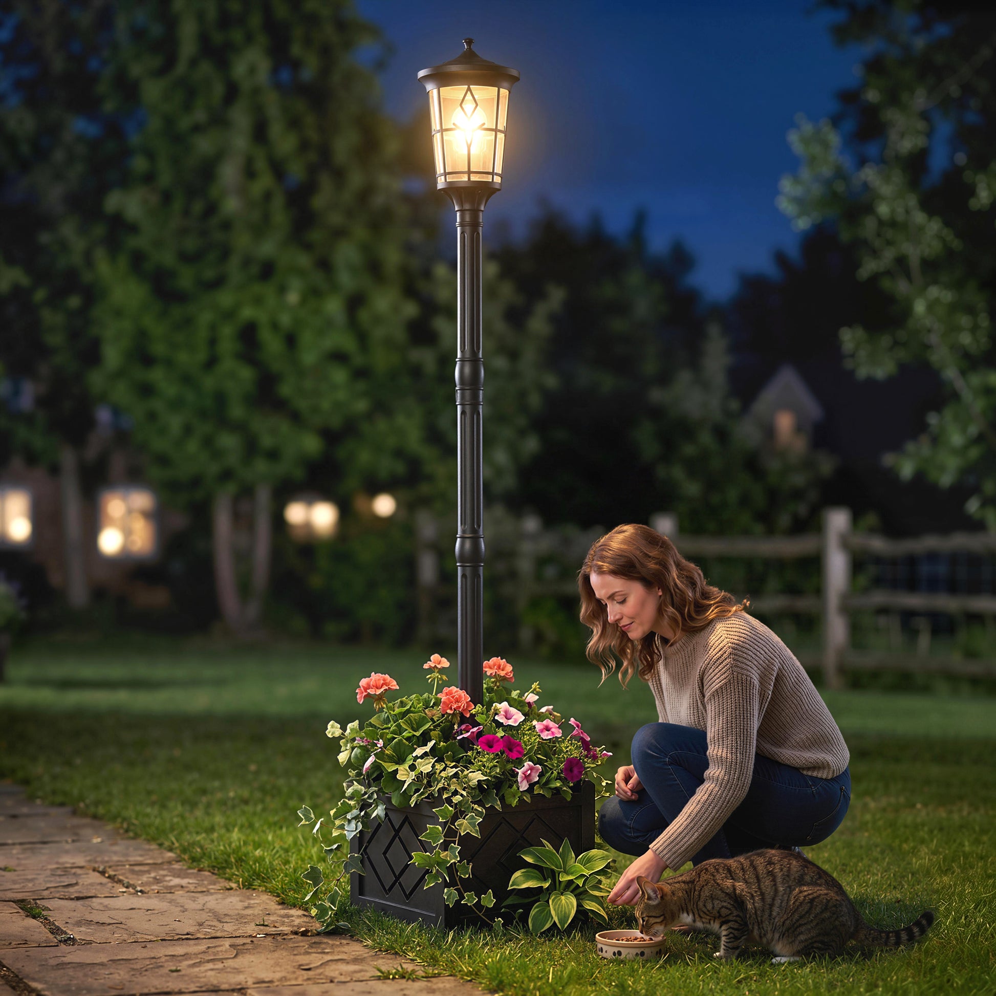 Outsunny Farola Solar Exterior de Jardín con Macetero, Luz Solar de Exterior LED, 2 Modos de Brillo 100/50 lm, Impermeable IP44, Encendido/Apagado Automático, para Terraza, Patio, 41,5x41,5x202,5 cm