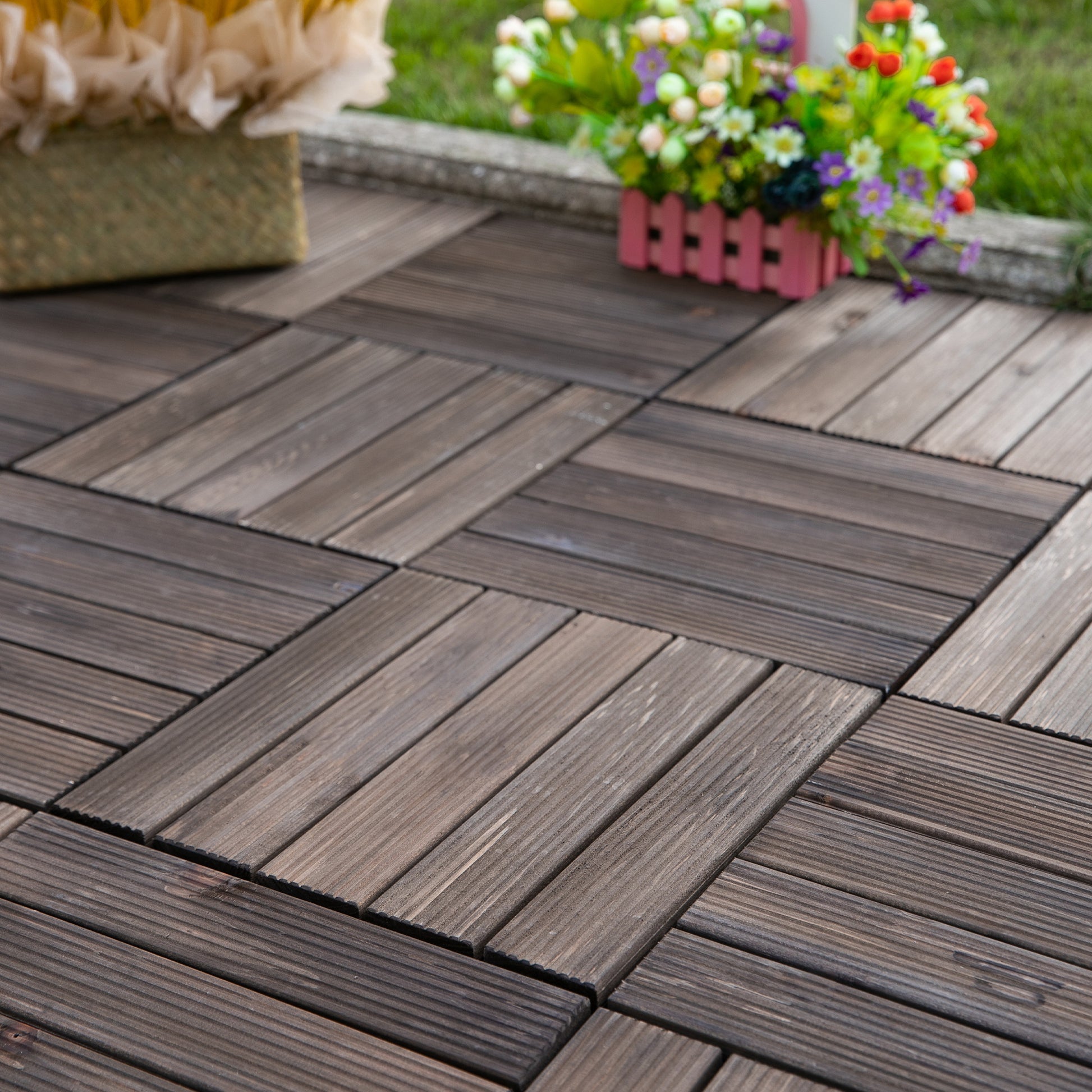Outsunny Set de 27 Baldosas de Madera 30x30 cm con Área de 2,43 m² Losetas Sistema de Clic para Balcón Terraza Jardín Marrón Oscuro