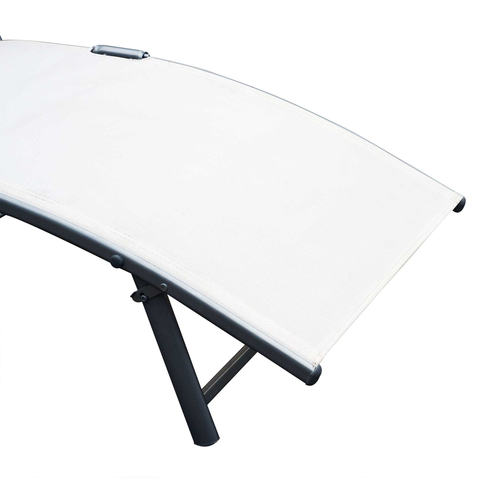 Outsunny Set de 2 Tumbonas Plegables de Jardín Exterior con Respaldo Ajustable Almohada y Reposabrazos Carga 165 kg para Piscina Terraza Camping 137x63,5x100,5 cm Beige