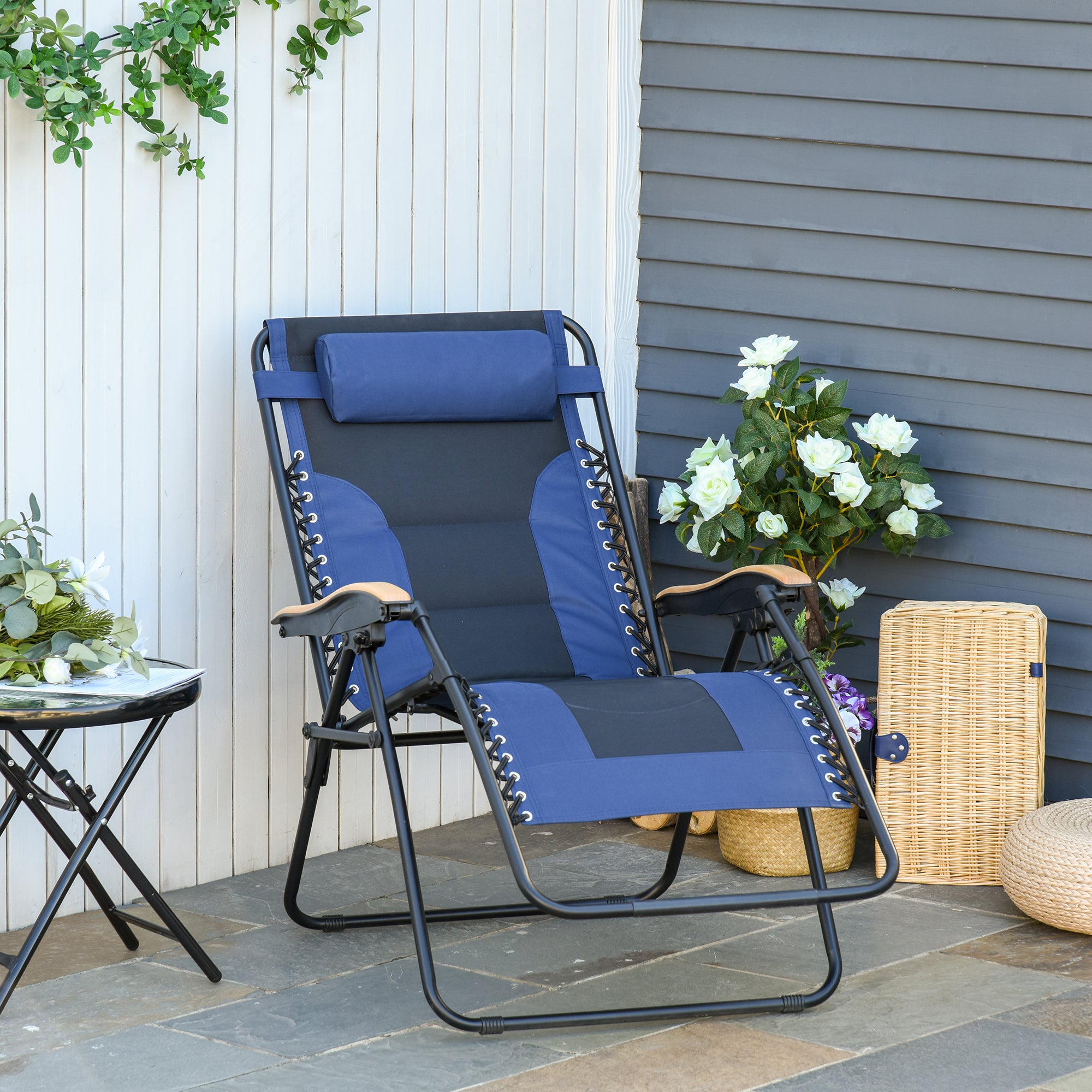 Outsunny Tumbona Plegable y Reclinable de Acero con Portavasos Reposacabezas Extraíble y Reposabrazos para Exterior Jardín 90x75x110 cm Azul