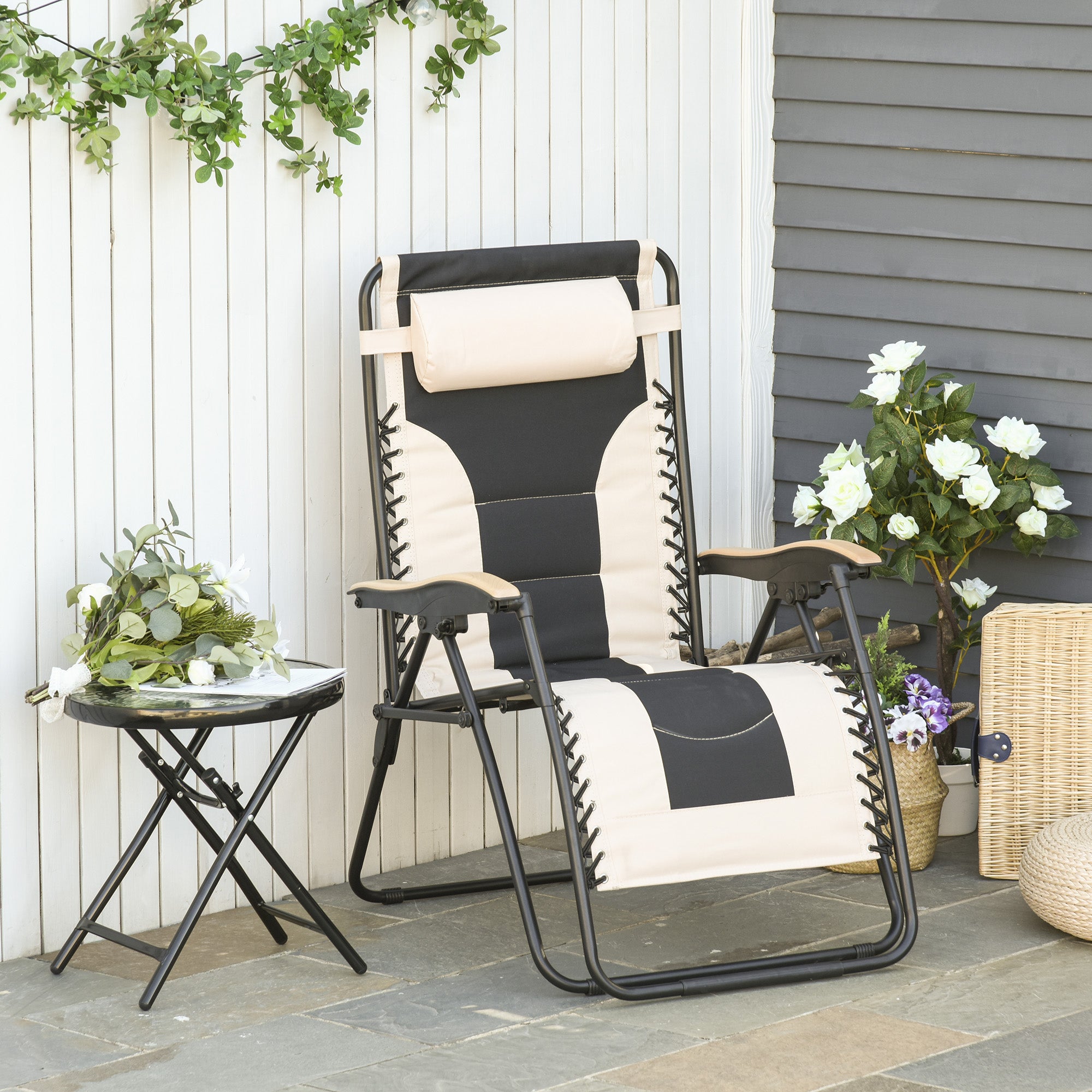 Outsunny Tumbona Plegable y Reclinable de Acero con Portavasos Reposacabezas Extraíble y Reposabrazos para Exterior Jardín 90x75x110 cm Beige