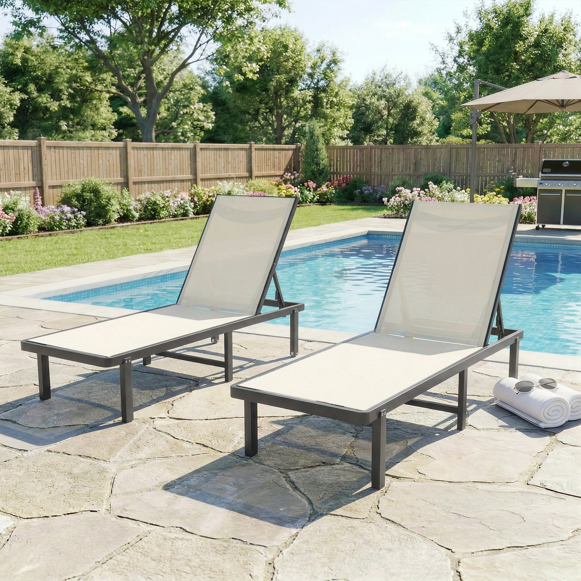 Outsunny Pack de 2 Tumbonas de Jardín Exterior, Tumbonas Reclinables con Ruedas, Respaldo Ajustable de 4 Niveles, Estructura de Aluminio y Tela Textilene, Resistentes, para Playa, Piscina, Beige
