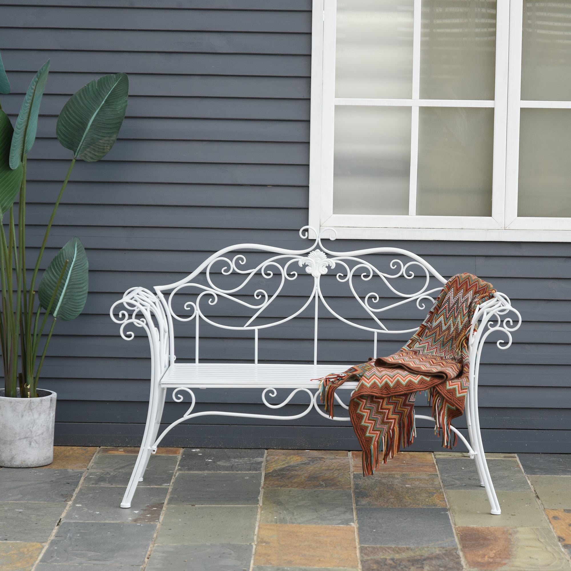 Outsunny Banco de Jardín con Respaldo de 2 Plazas 131x51x90 cm Asiento de Patio para Exterior Porche Parque en Hierro Fundido Carga 250 kg Color Blanco