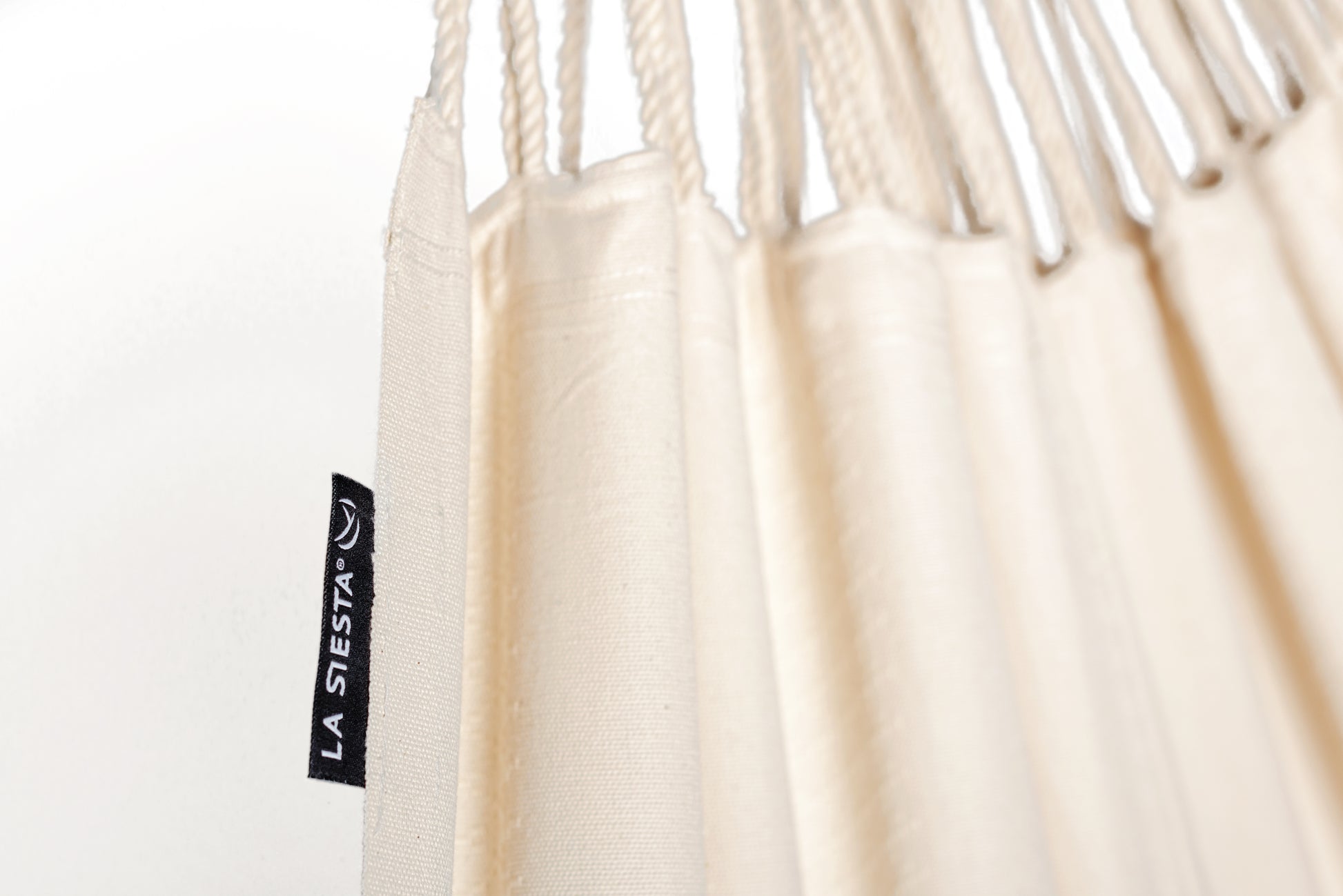 Hamaca doble para jardín y terraza Modesta Latte - La Siesta