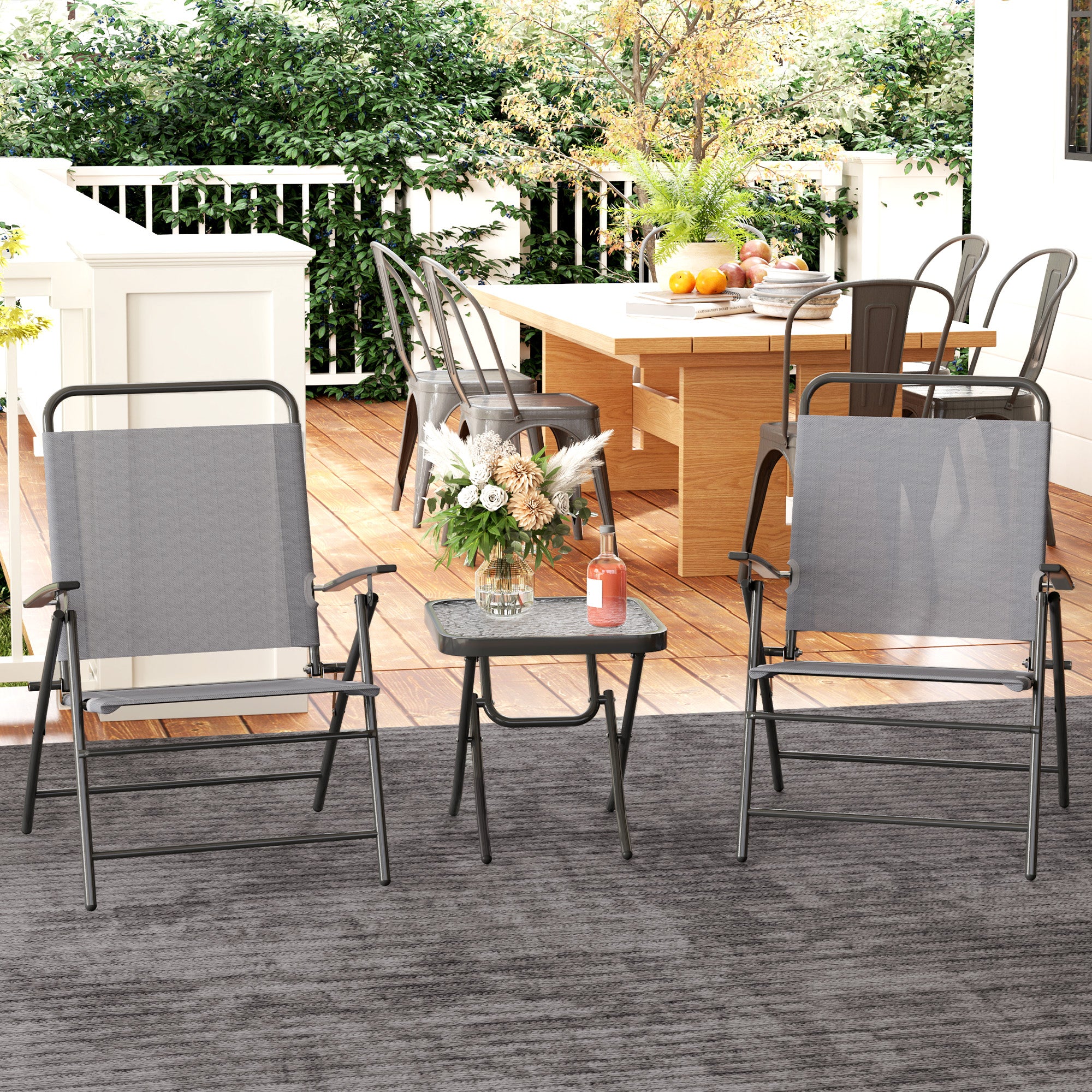 Outsunny Conjunto de Mesa y Sillas de Terraza Exterior de 3 Piezas Muebles de Jardín Exterior Plegables con Respaldo Regulable Tablero de Vidrio y Estructura de Acero Gris