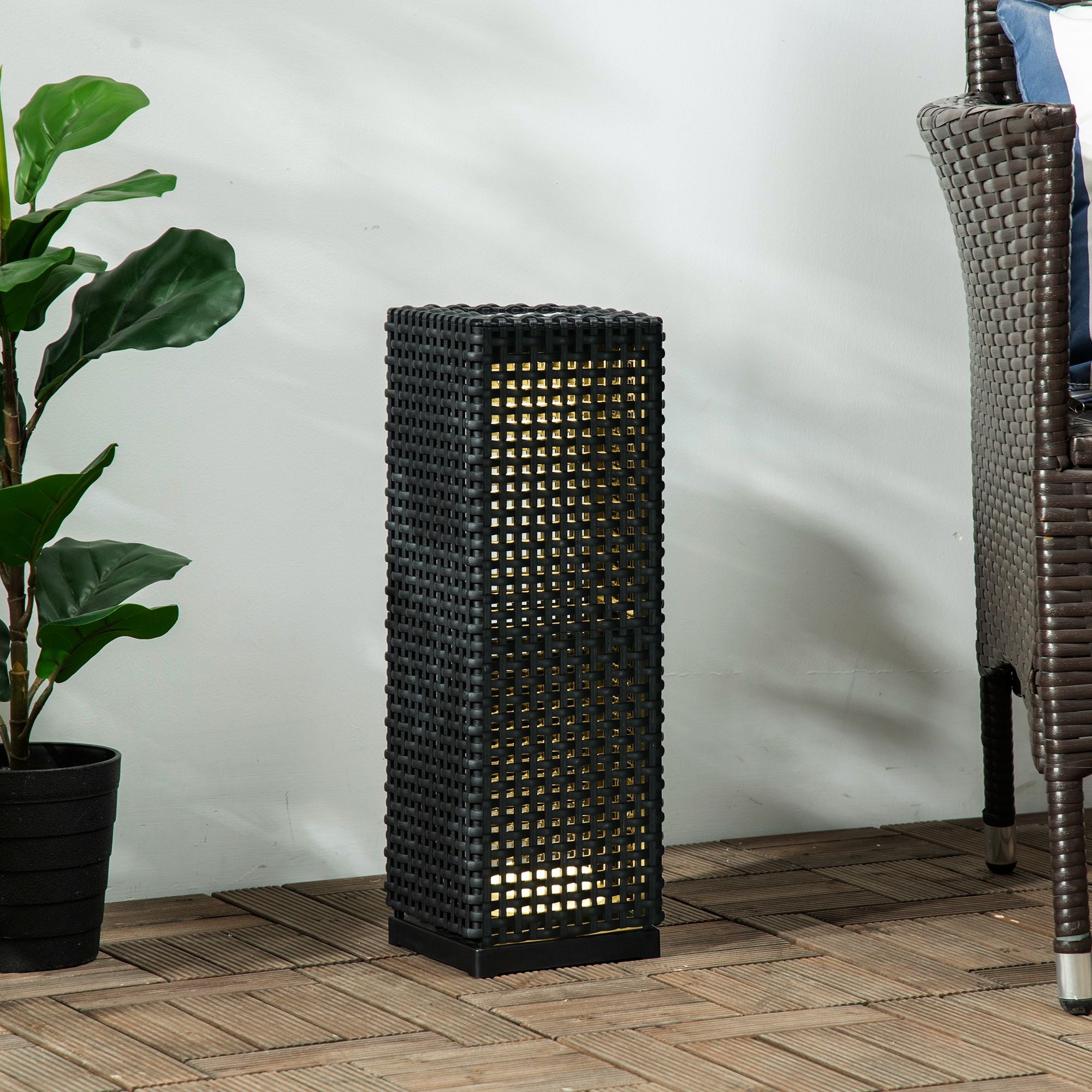 Outsunny Lámpara de Pie de Ratán Sintético Linterna Solar con Luces LED Control Automático para Decoración en Interiores y Exteriores 15,5x15,5x47 cm Negro