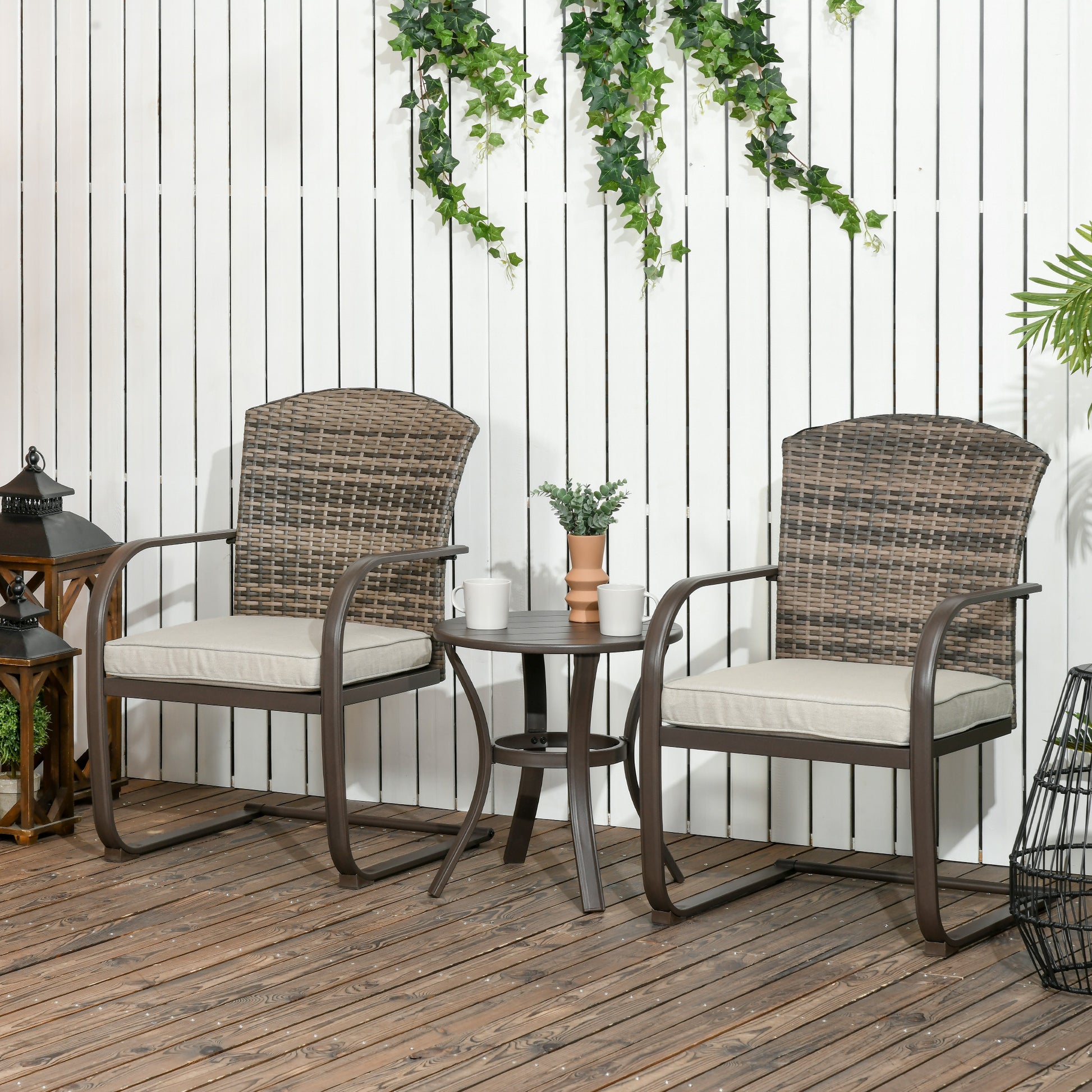 Outsunny Conjunto de Muebles de Jardín de Ratán Juego de 3 Piezas Muebles de Patio Incluye 2 Sillas Mecedoras con Cojines y Mesa Redonda para Terraza Césped Balcón Marrón