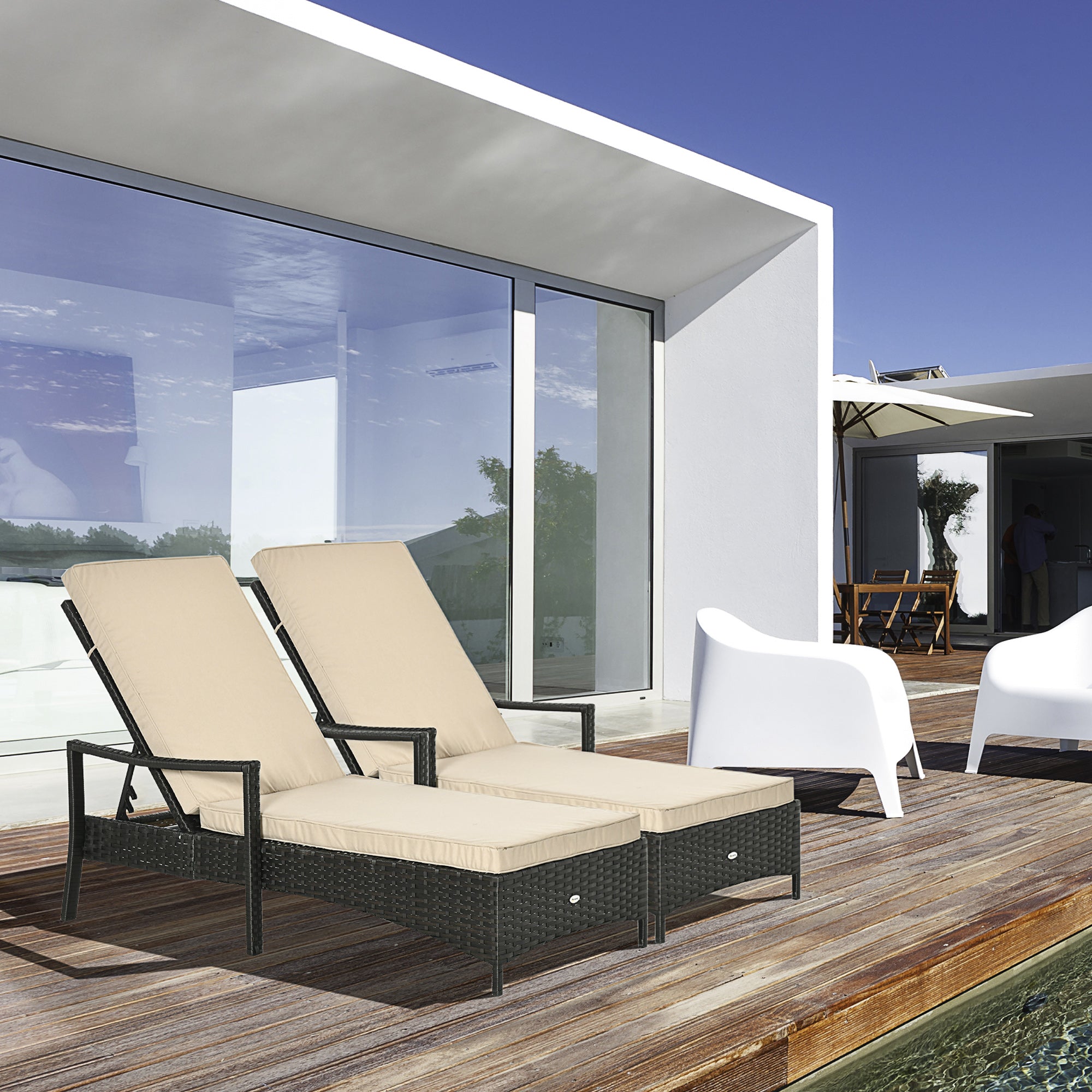 Outsunny Set de 2 Tumbonas de Ratán de Jardín Chaise Longue con Respaldo Ajustable en 4 Posiciones Cojines Acolchados y Desenfundables para Terraza Patio Exterior 192x62,5x58-95 cm Marrón y Beige