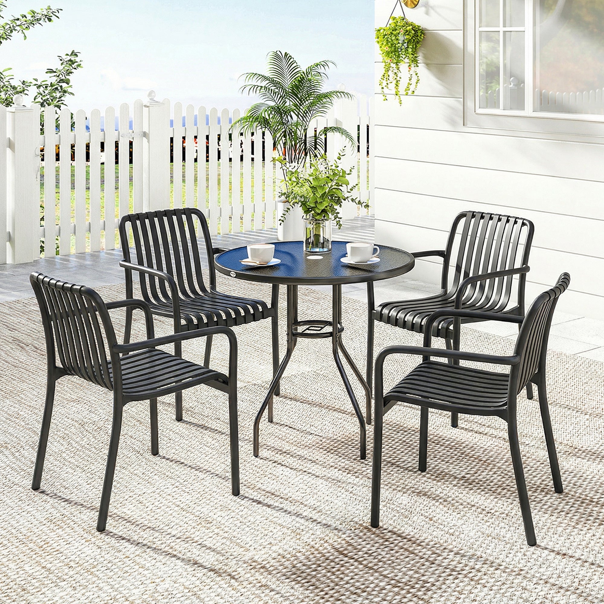 Outsunny Juego de 4 Sillas de Jardín Exterior Apilables, Sillas Terraza Exterior de PP con Respaldo Curvado, Asiento de Listones, Reposabrazos, 55x58,5x81,5 cm, Negro