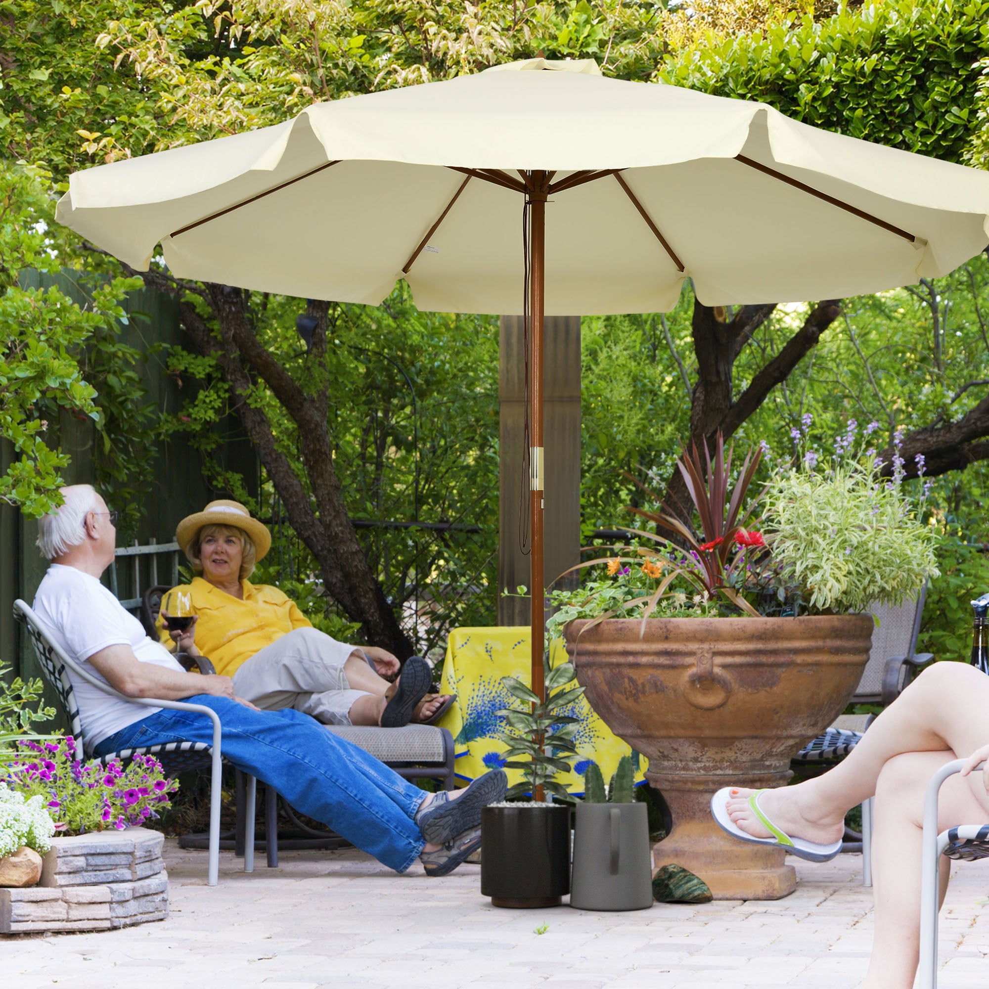 Outsunny Sombrilla Terraza Exterior Ø325 cm Sombrilla de Jardín con Sistema de Polea Techo Ventilado 8 Varillas de Bambú y Poste de Madera Parasol para Patio Terraza Crema