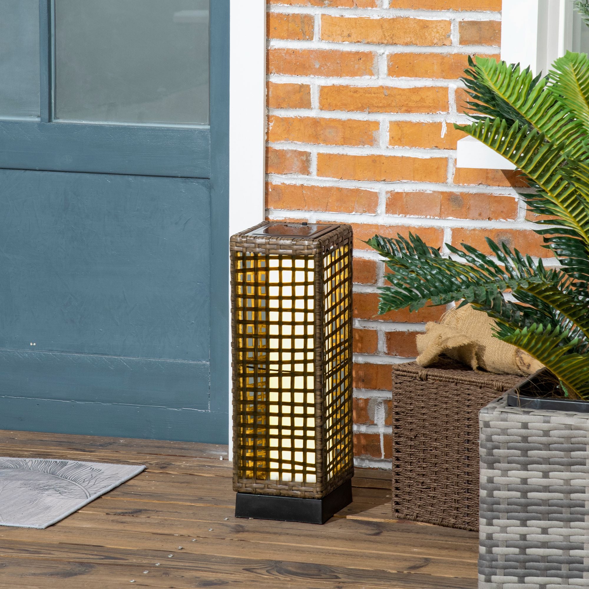 Outsunny Linterna de Jardín de Ratán Sintético Farola Solar con Luces LED Encendido y Apagado Automático para Terraza Balcón Patio 15,5x15,5x46 cm Arena