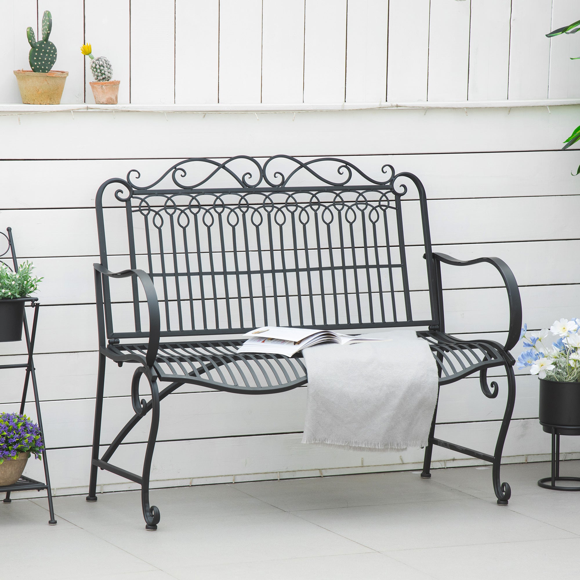 Outsunny Banco de Jardín de 2 Plazas 110x60x97 cm Banco de Exterior de Metal con Respaldo Decorativo y Reposabrazos para Terraza Balcón Patio Carga 200 kg Negro