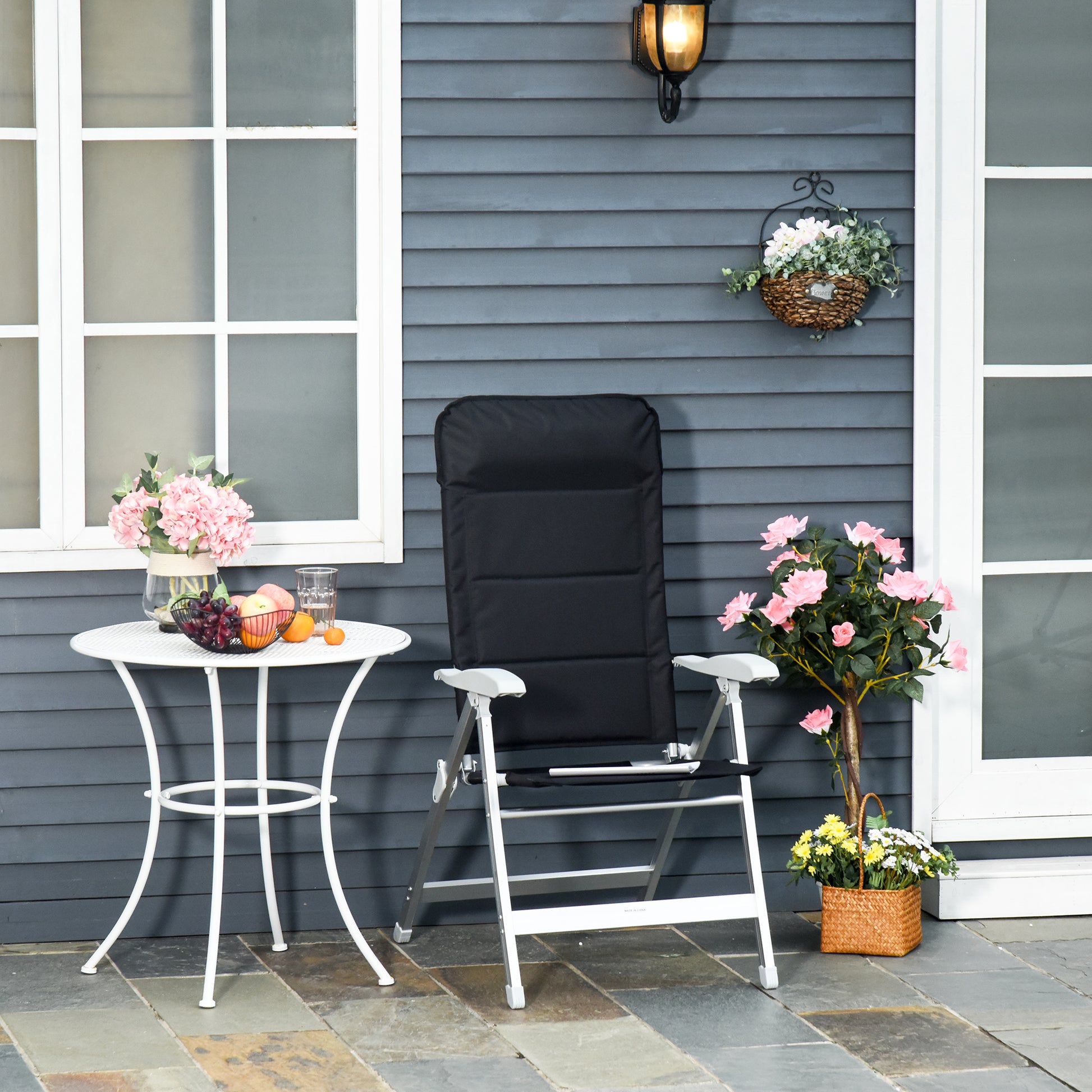Outsunny Silla de Jardín Plegable Portátil de Aluminio con Respaldo Alto Ajustable en 7 Posiciones y Reposacabezas Acolchado para Exterior Terraza Camping 75x61,5x114,5 cm Negro