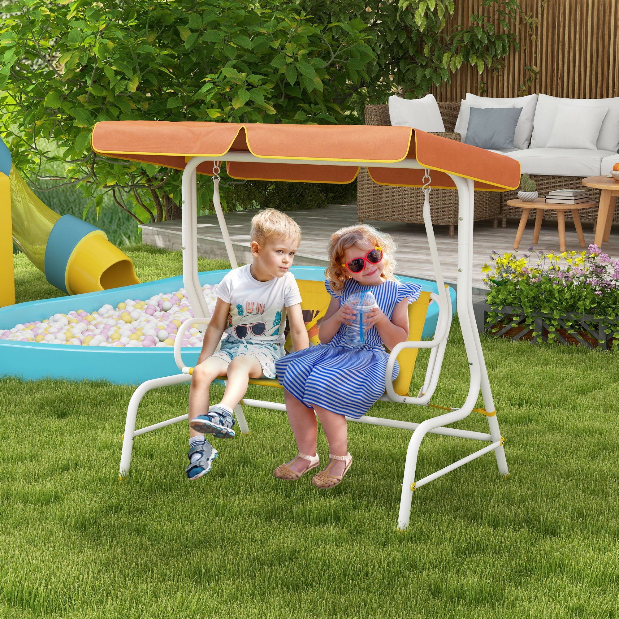 Outsunny Balancín de Jardín Exterior Columpio de Jardín Infantil de 2 Plazas con Patrón de León Toldo Ajustable en Ángulo Carga 60 kg 110x70x110 cm Amarillo