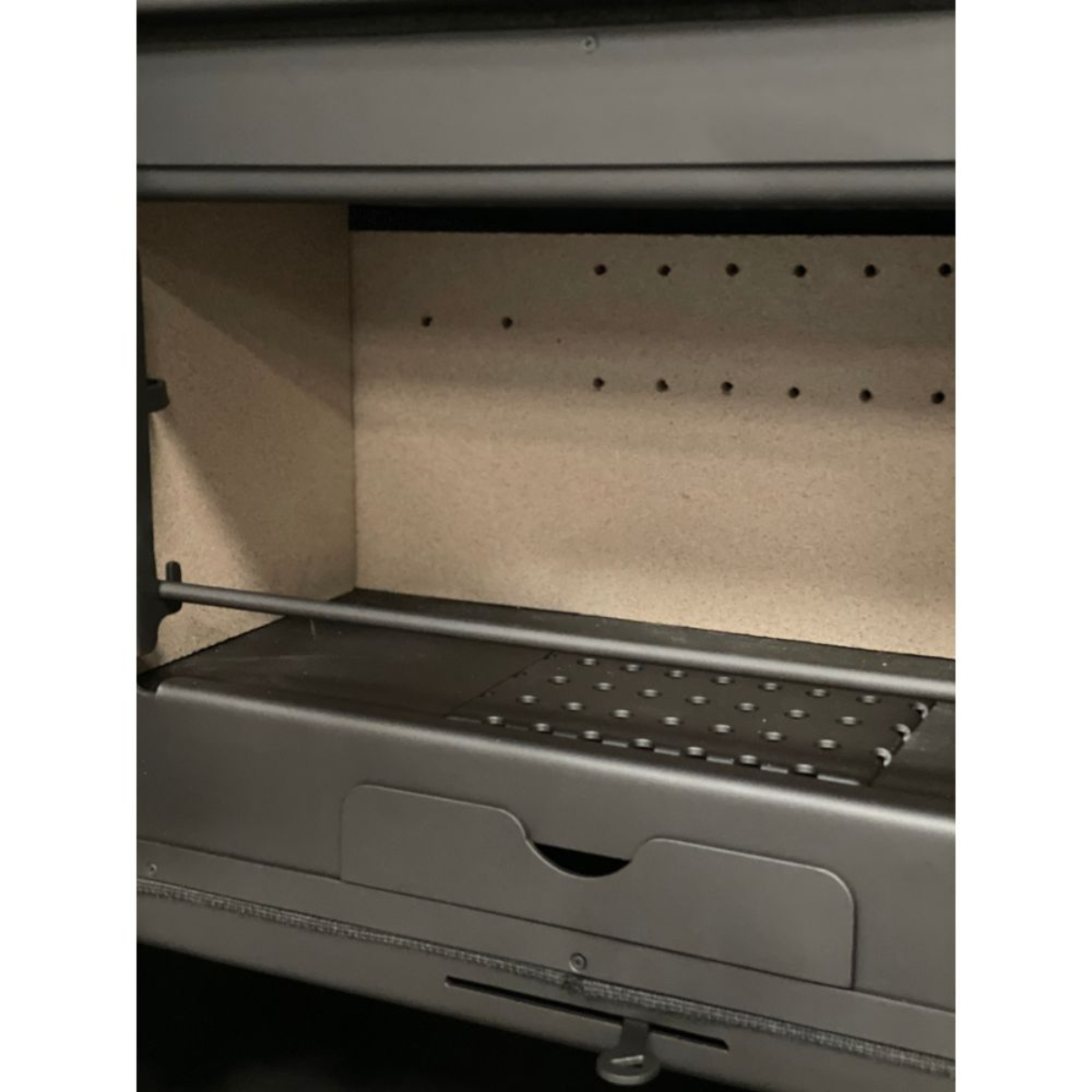 Estufa de leña modelo Zeux Horno 810