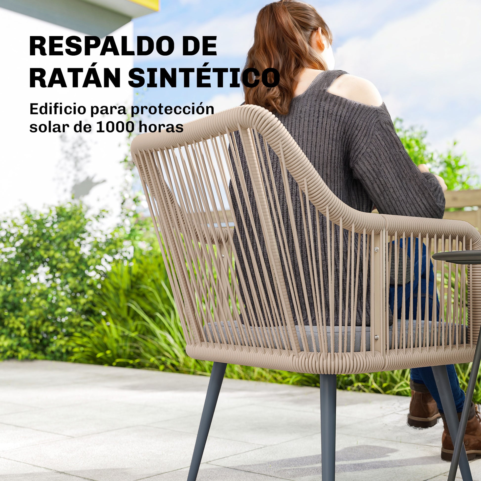 Outsunny Juego de 2 Sillas de Jardín Exterior de Ratán, Sillas Terraza Exterior con Cojines, Reposabrazos y Marco de Acero, Resistente a la Intemperie, para Balcón, Terraza, 54x65x80 cm, Gris Claro