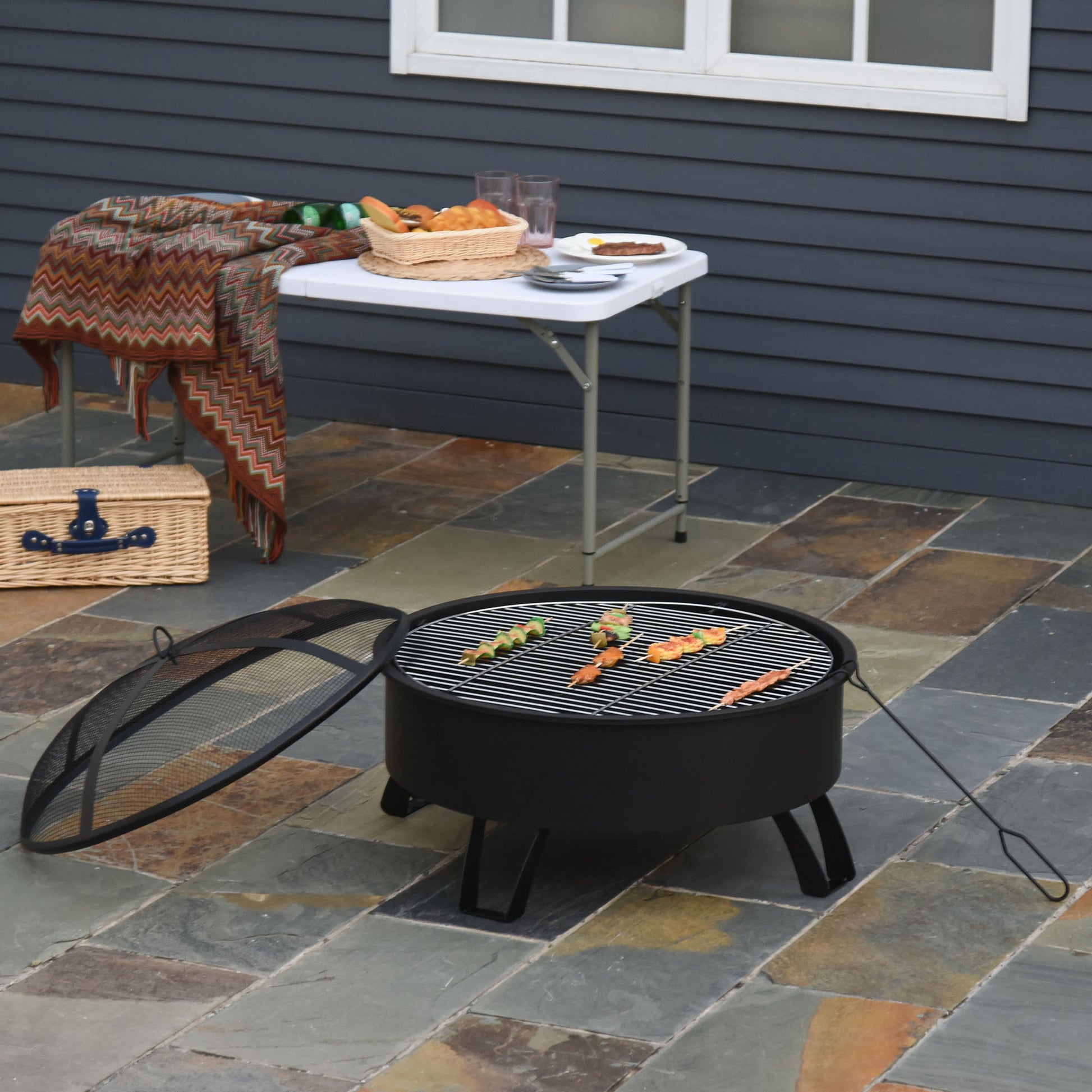Outsunny Brasero Exterior Ø76x49,5 cm 2 EN 1 Profundidad del Cuenco 18 cm con Rejilla de Cocina Parrilla para Barbacoa Calefacción Tapa de Malla Atizador de Fuego para Patio Jardín Negro
