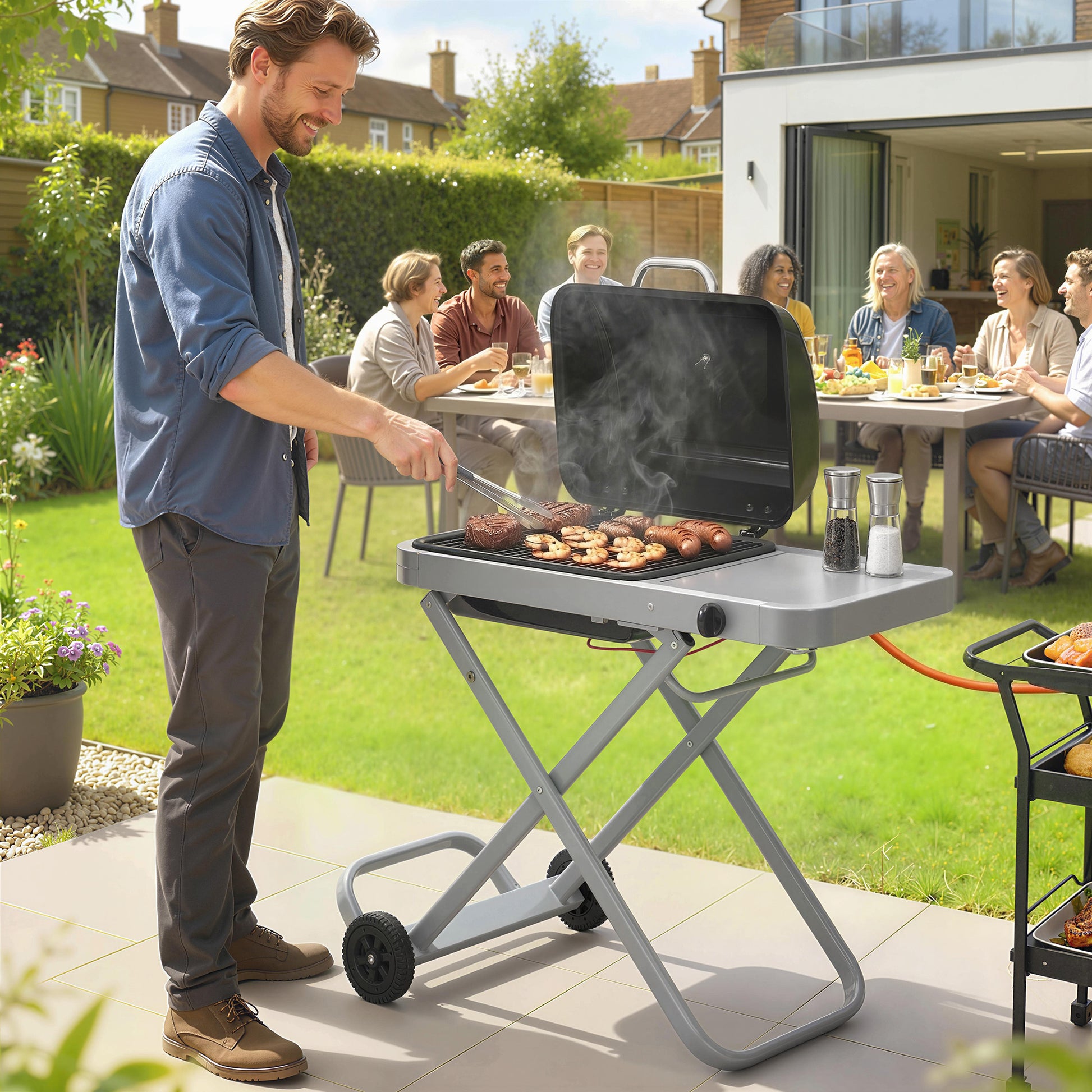 Outsunny Barbacoa de Gas Plegable, BBQ Gas con Quemador 2,5 kW, Barbacoa Portátil con Termómetro, Mesa Lateral, Parrilla de Hierro Fundido, Recogedor Grasa y 2 Ruedas para Jardín, Camping, Negro