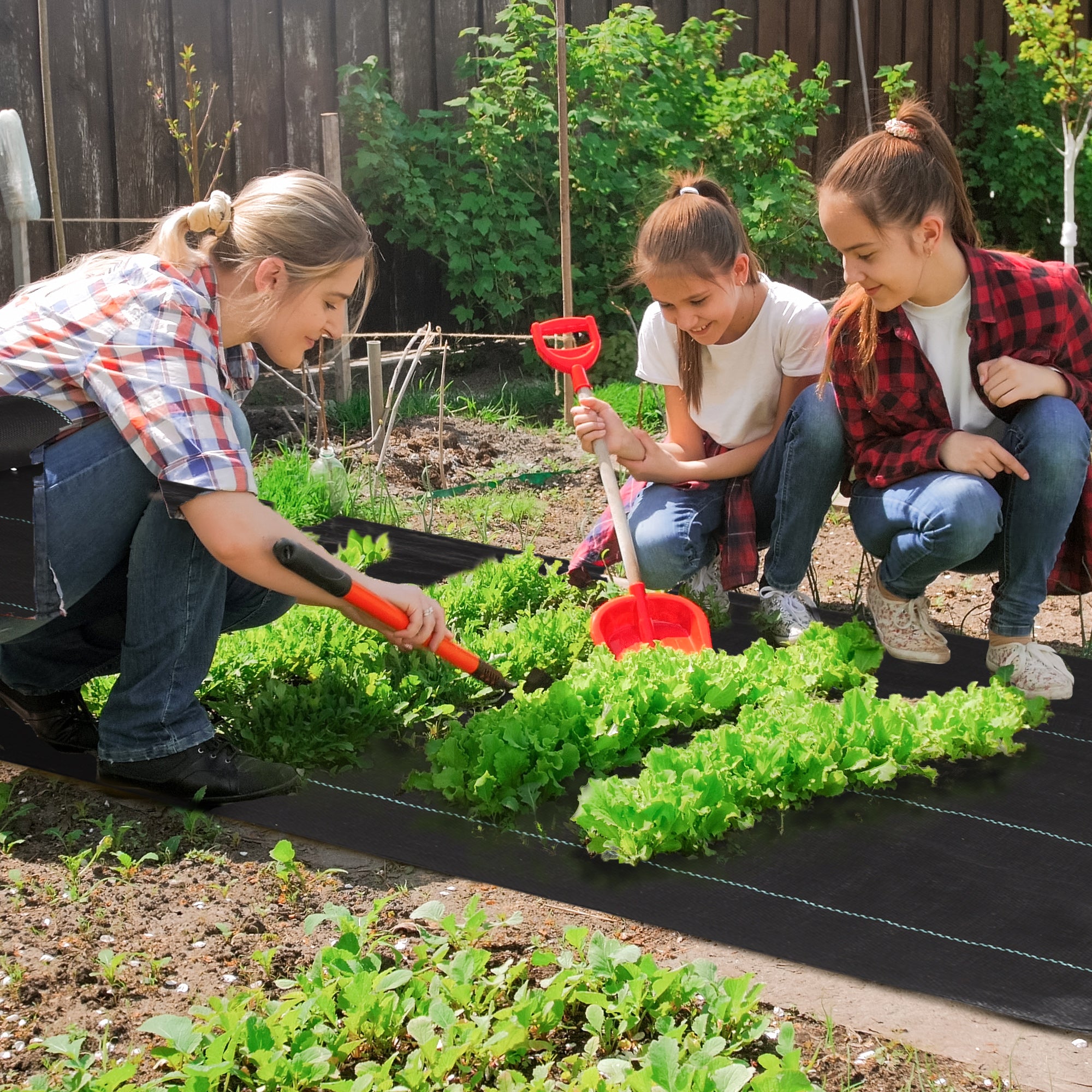Outsunny Malla Antihierbas Malla Antimaleza 2x25 m Malla Geotextil 60 g/m² para Control de Malezas y Malas Hierbas de Jardín Rollo de Malla Antimaleza Negro