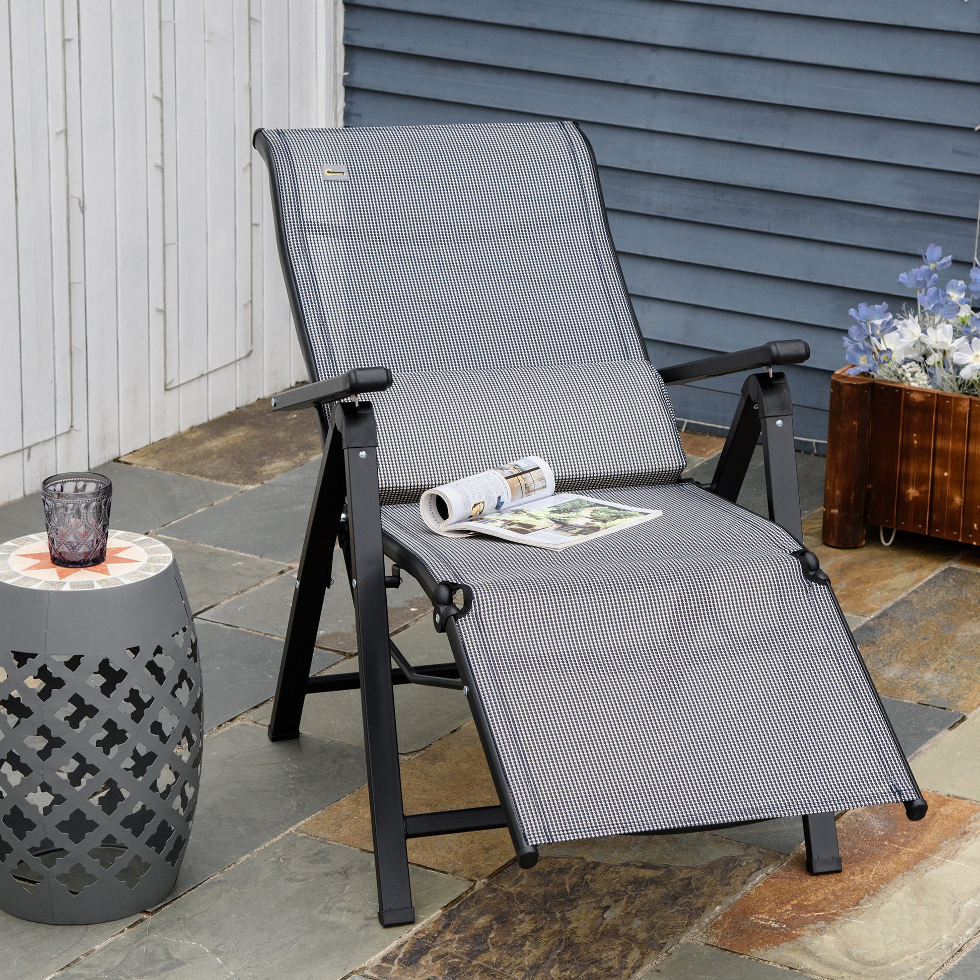 Outsunny Tumbona Plegable de Jardín, Tumbona Gravedad Cero con Respaldo Ajustable en 9 Posiciones, con Cojín, para Terraza, Piscina, Playa, Carga 150 kg, 70x65x111 cm, Gris