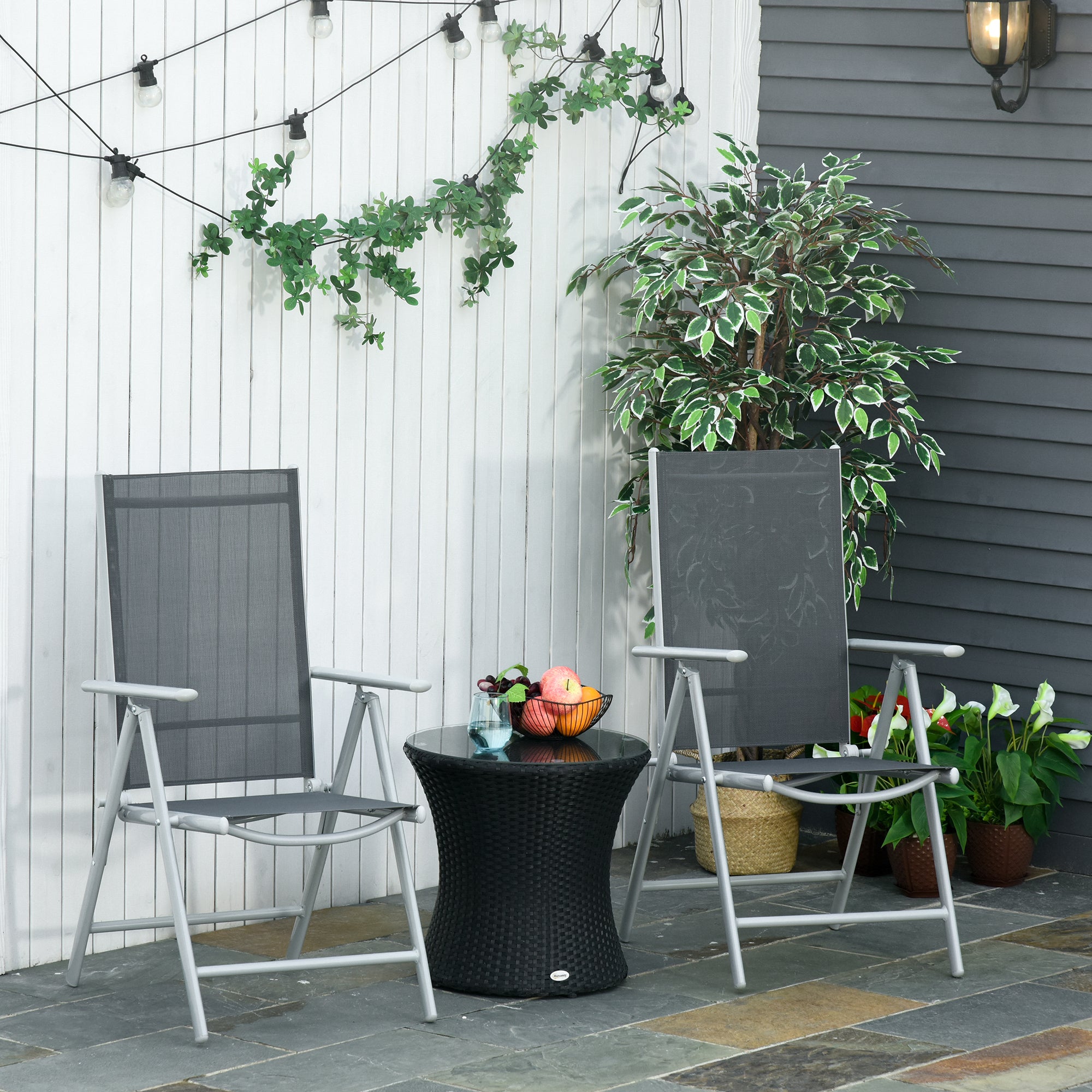 Outsunny Set de 2 Sillas de Comedor de Jardín Plegables de Aluminio con Respaldo Alto Ajustable de 7 Niveles y Reposabrazos Transpirable 65x55x107 cm Gris