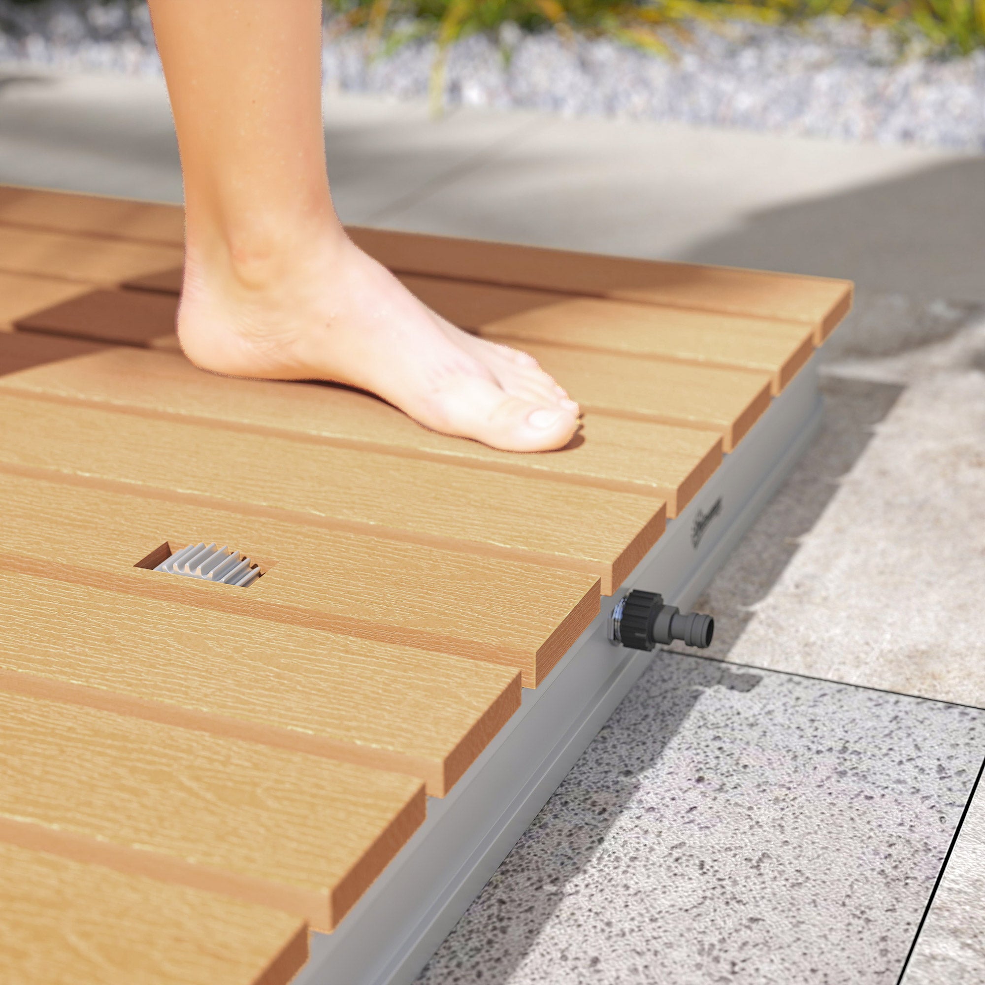 Outsunny Ducha de Jardín Portátil 70,5x55 cm Ducha Exterior de Suelo Altura Ajustable hasta 4 m Estructura de Aluminio Resistente al Agua a los Rayos UV y a Las Heladas para Camping Piscina Playa