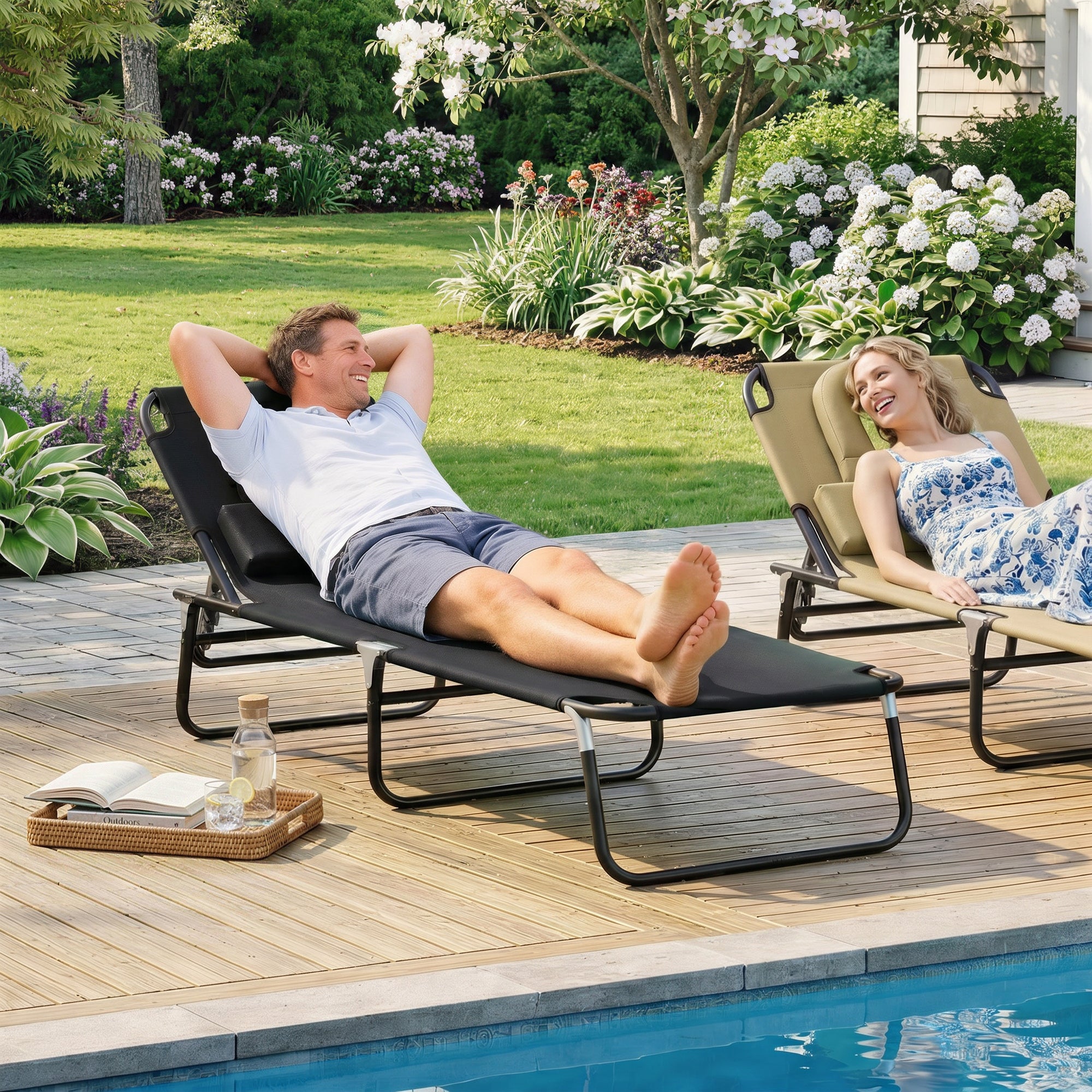 Outsunny Tumbona Plegable con Respaldo Regulable en 4 Posiciones Tumbona de Jardín con Orificio de Lectura Almohada Marco Metálico y Tela Oxford para Playa Terraza Carga 120 kg 190x56x28 cm Negro