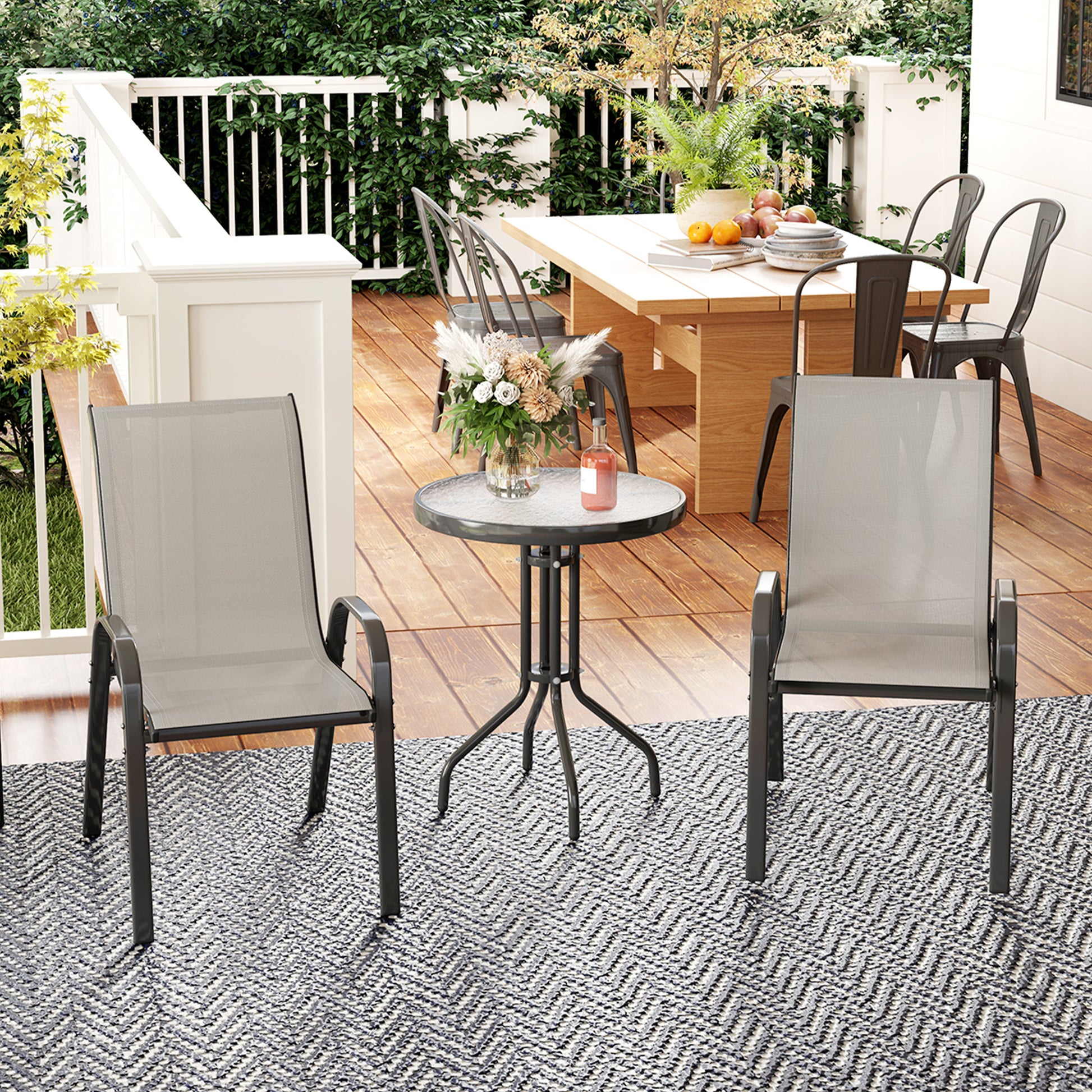 Outsunny Conjunto de Mesa y Sillas de Terraza Exterior de 3 Piezas, Muebles de Jardín Exterior con Sillas Apilables, Encimera de Vidrio y Estructura de Acero, para Patio, Gris Claro