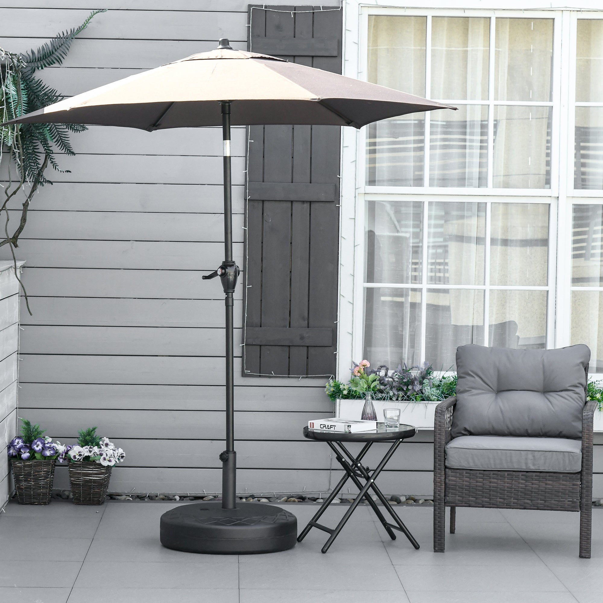 Outsunny Base de Sombrilla Rellenable de Agua 30 kg Soporte de Parasol Redondo Apto para Postes de 38mm 48 mm Metal y Plástico para Jardín Terraza Ø55x38 cm Negro