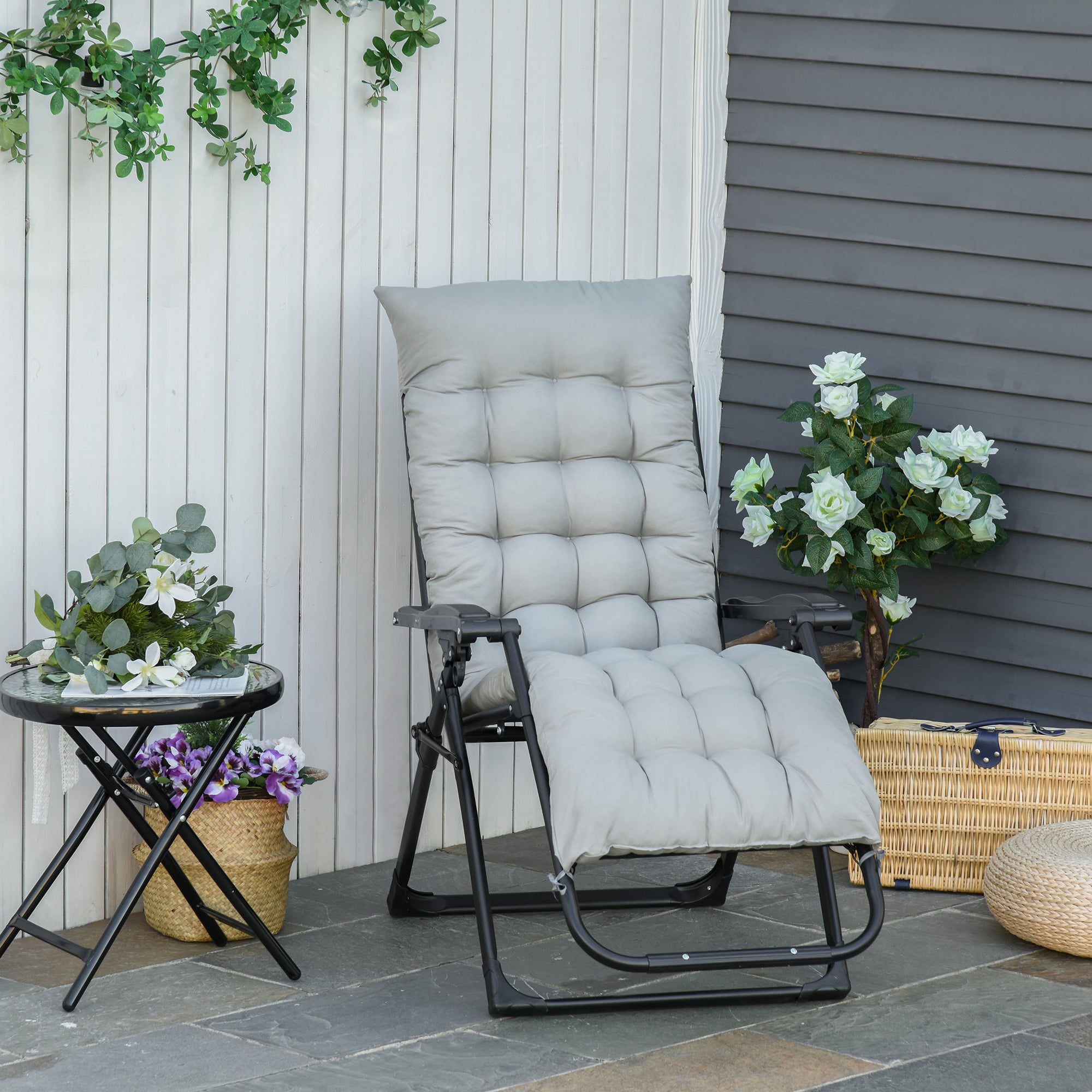 Outsunny Tumbona Plegable Silla Reclinable con Cojín Extraíble Acolchado de Texteline para Patio Playa Jardín Carga 120 kg 90x65x110 cm Gris