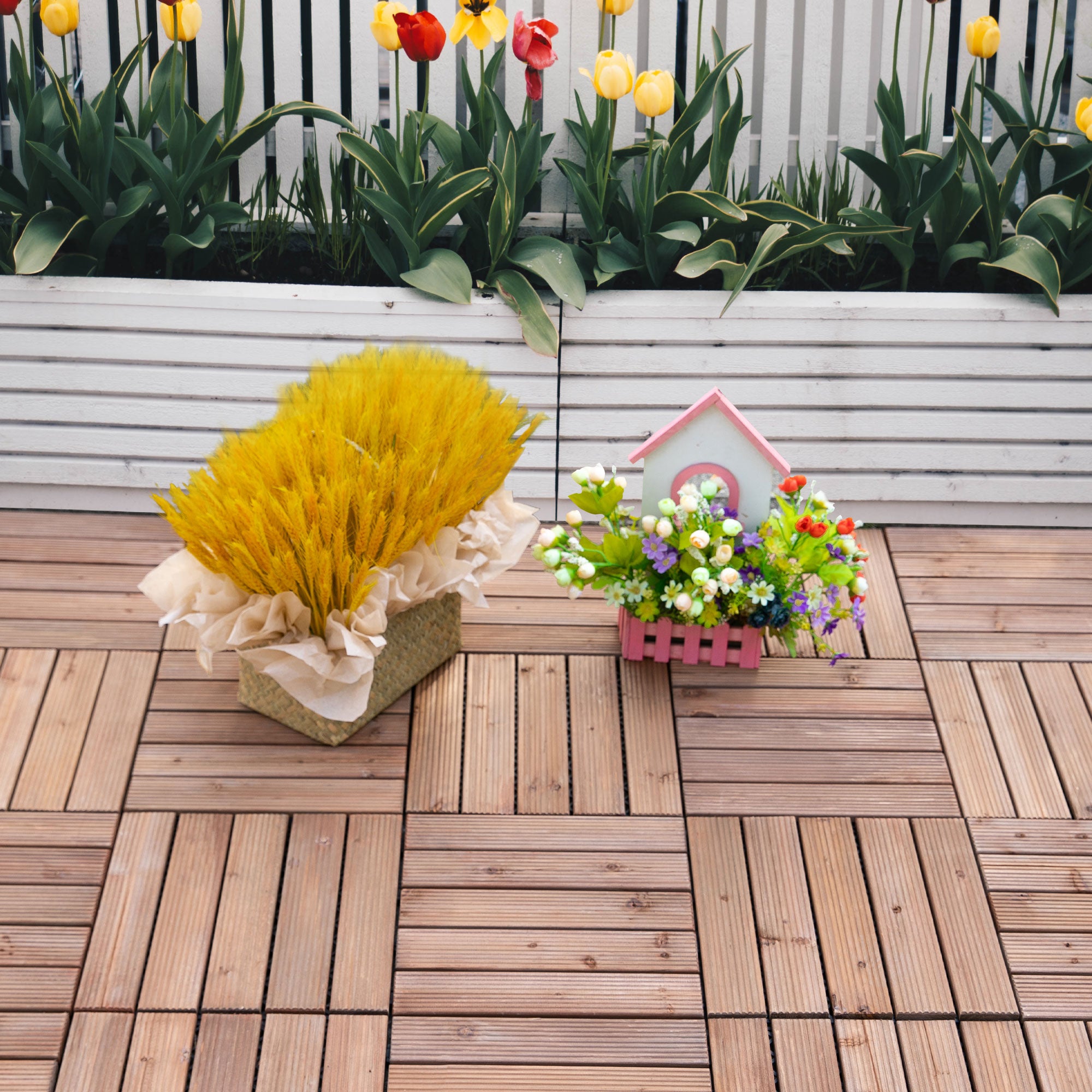 Outsunny Set de 27 Baldosas de Madera 30x30 cm con Área de 2,43 m² Losetas Sistema de Clic para Balcón Terraza Jardín Marrón