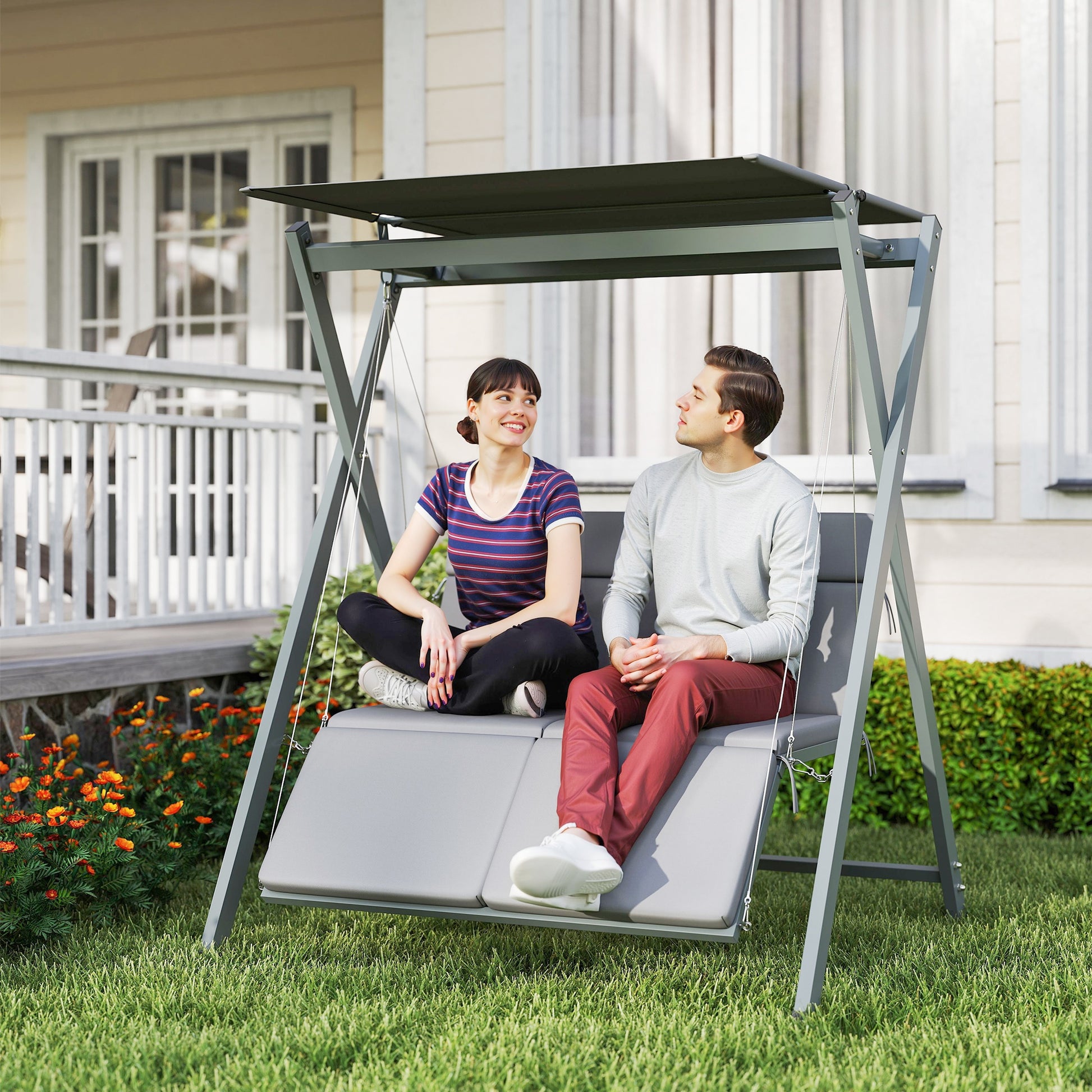 Outsunny Columpio de Jardín Exterior de 2 Plazas Balancín de Jardín Exterior Convertible en Cama con Toldo Ajustable Protección UV30+ y Cojines Carga 220 kg 142x130x168 cm Gris Oscuro
