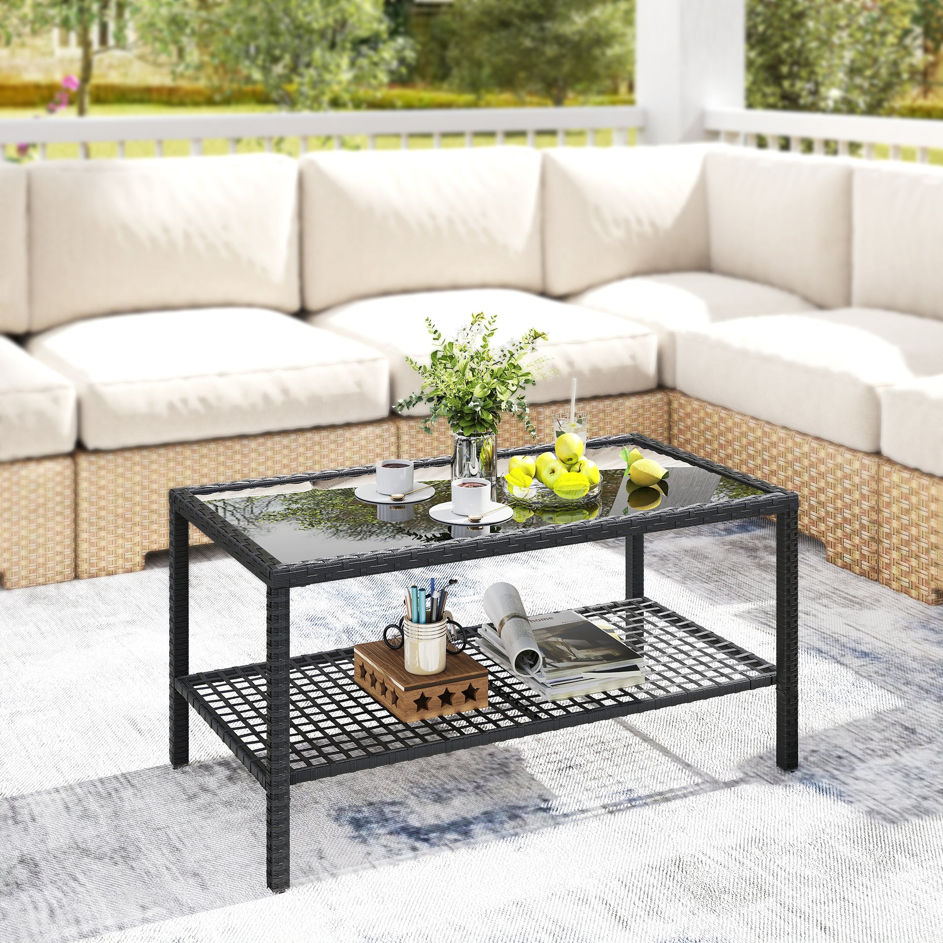 Outsunny Mesa de Jardín de Ratán, Mesita Auxiliar con Estante, Tablero de Vidrio Templado, Estructura de Acero, para Terraza, Patio, Balcón, 92x50x45 cm, Negro