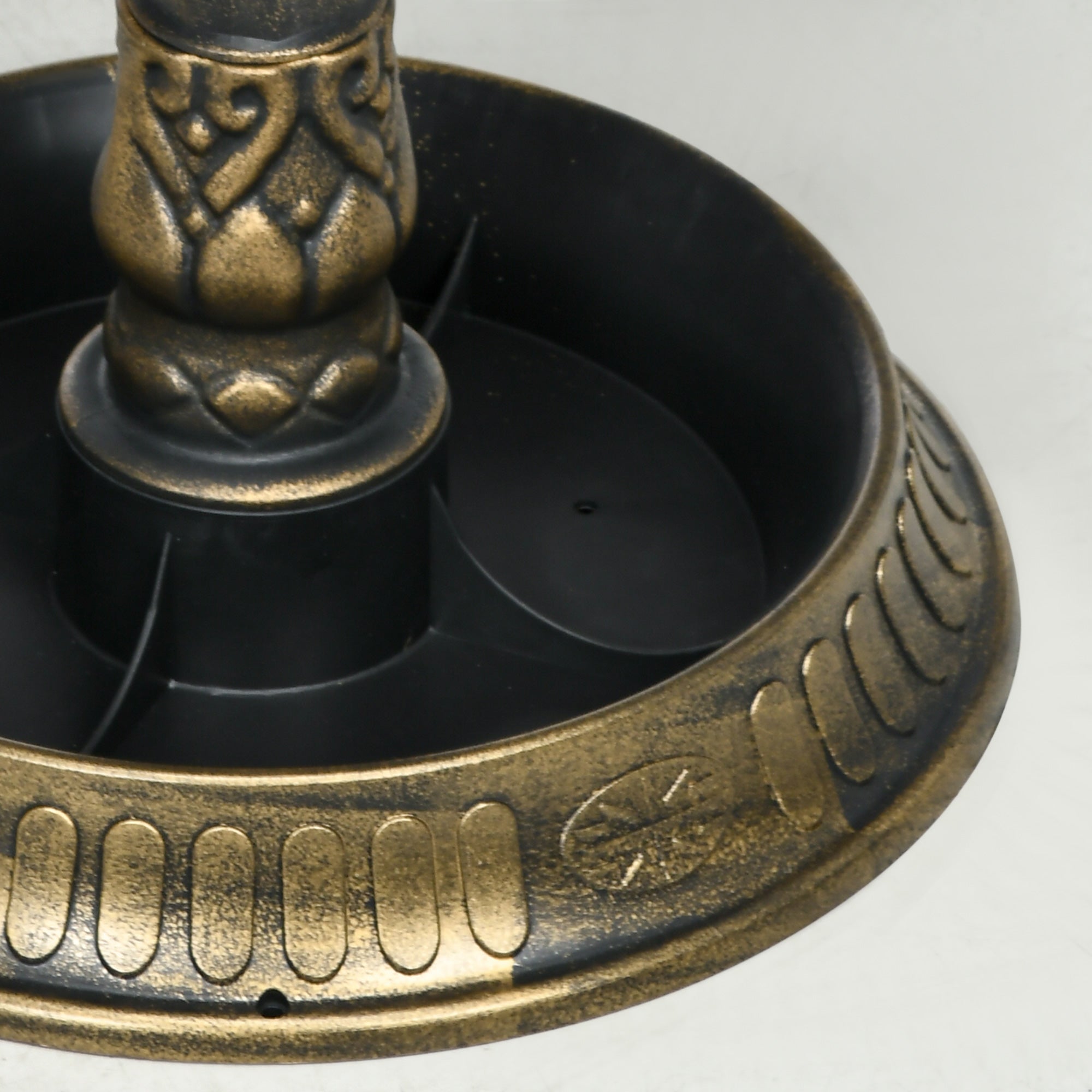 Outsunny Baño para Pájaros de Jardín al Aire Libre, Altura 81 cm, Comedero para Pájaros con Base de Pedestal, Diseño de Concha y Acabado Envejecido, Ligero y Resistente, Bebedero para Aves, Bronce