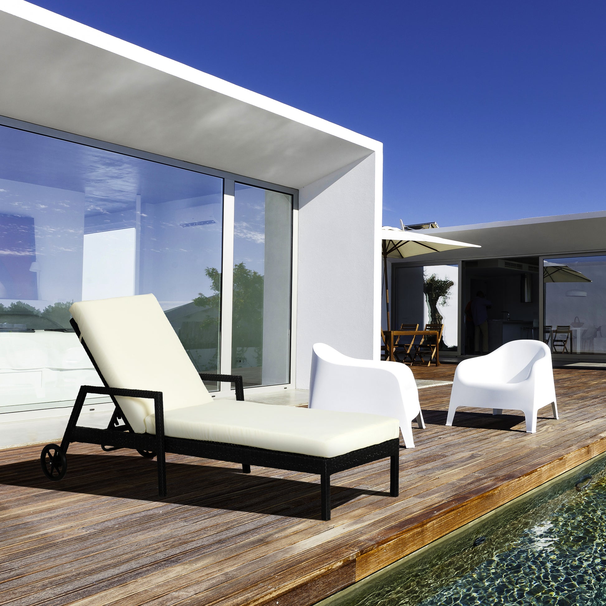 Outsunny Tumbona de Ratán de Jardín con Cojines Acolchados Respaldo Ajustable en 5 Posiciones 2 Ruedas y Tela Extraíble Lavable Carga 160 kg 67x196x96 cm Negro