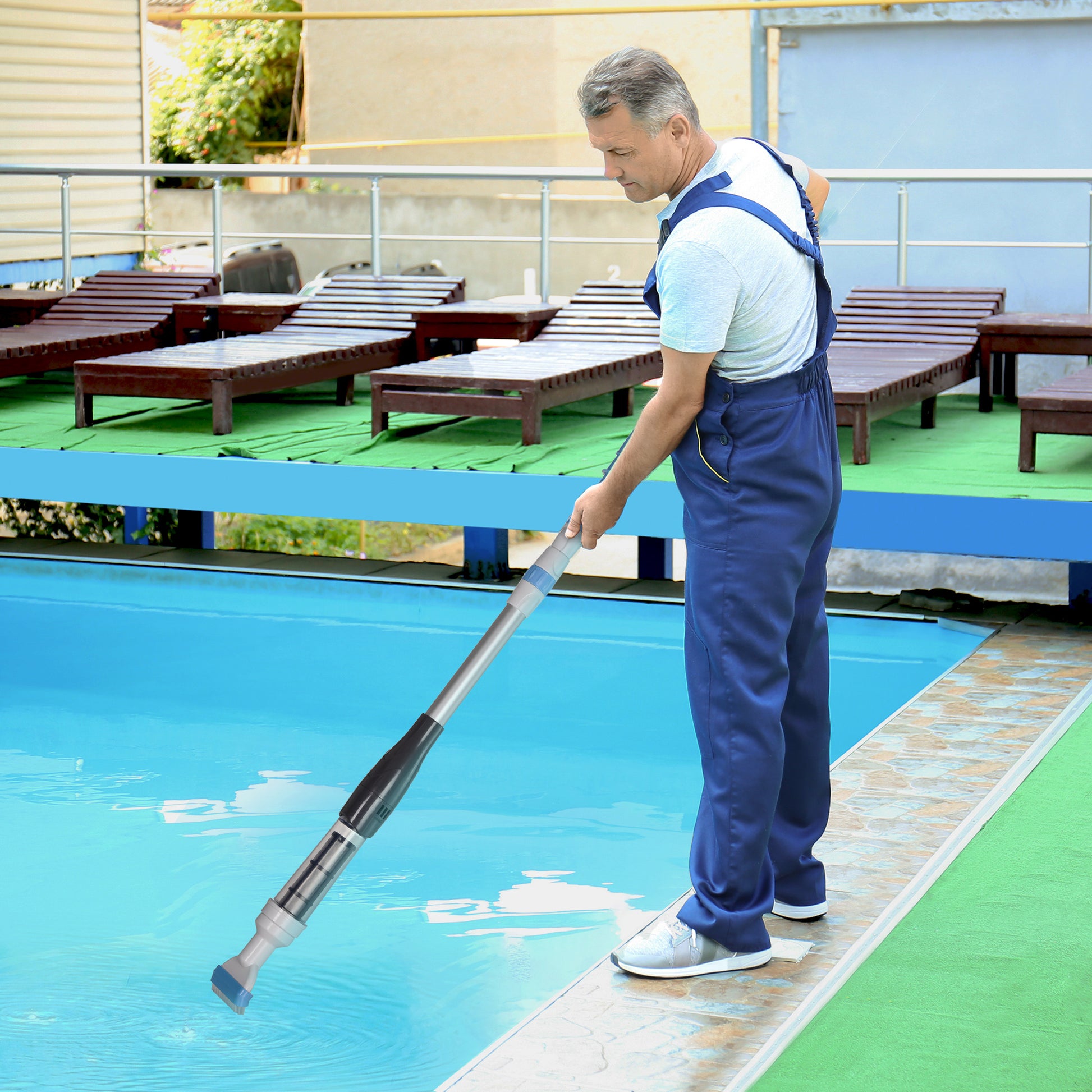 Outsunny Limpiafondos Eléctrico para Piscinas de Aluminio Aspirador de Piscina Manual con Poste Telescópico de 3 Secciones para Estanques Ø6x162 cm Multicolor